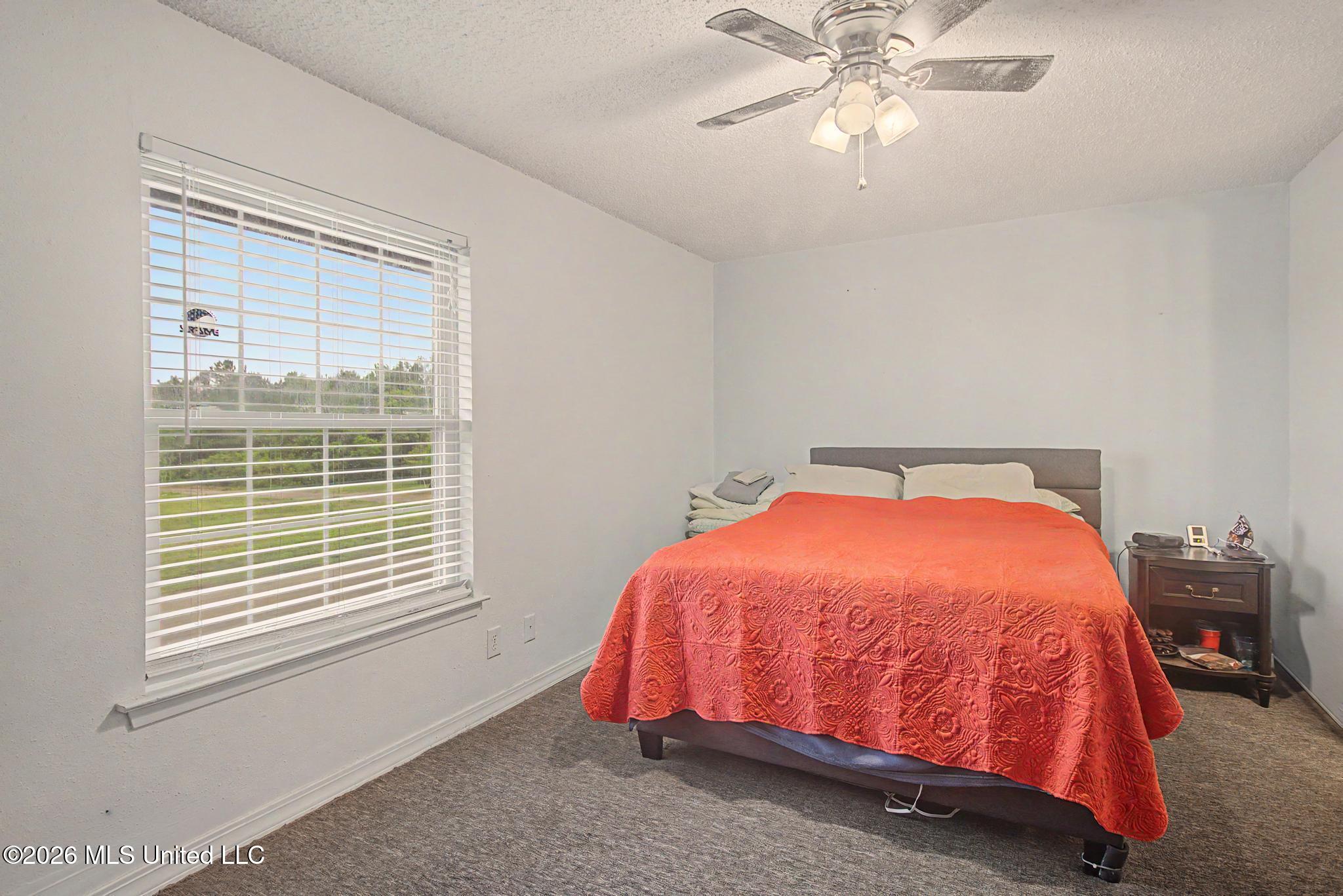 1550 E 2nd Street Property Photo 8