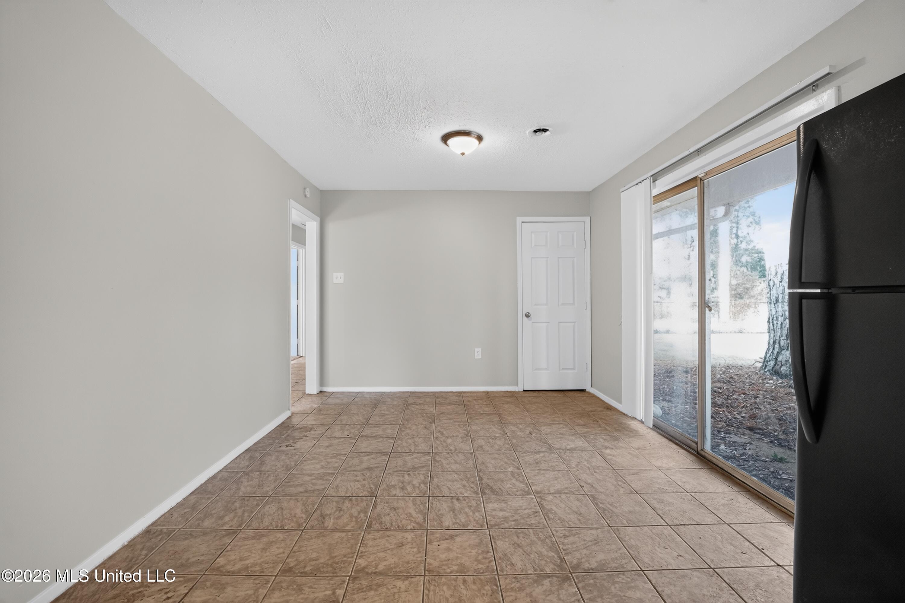 349 Queen Isabella Property Photo 13