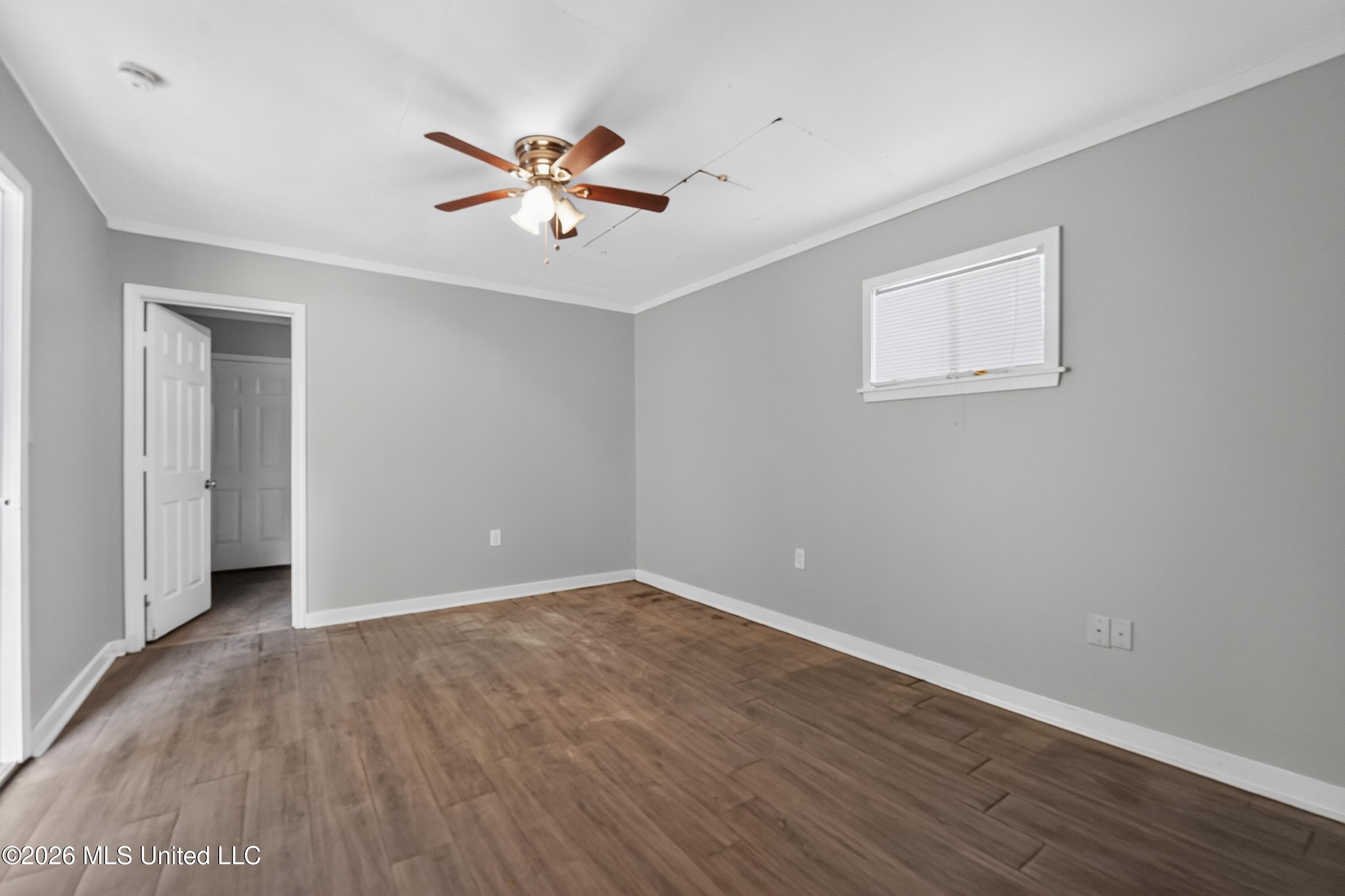 349 Queen Isabella Property Photo 17