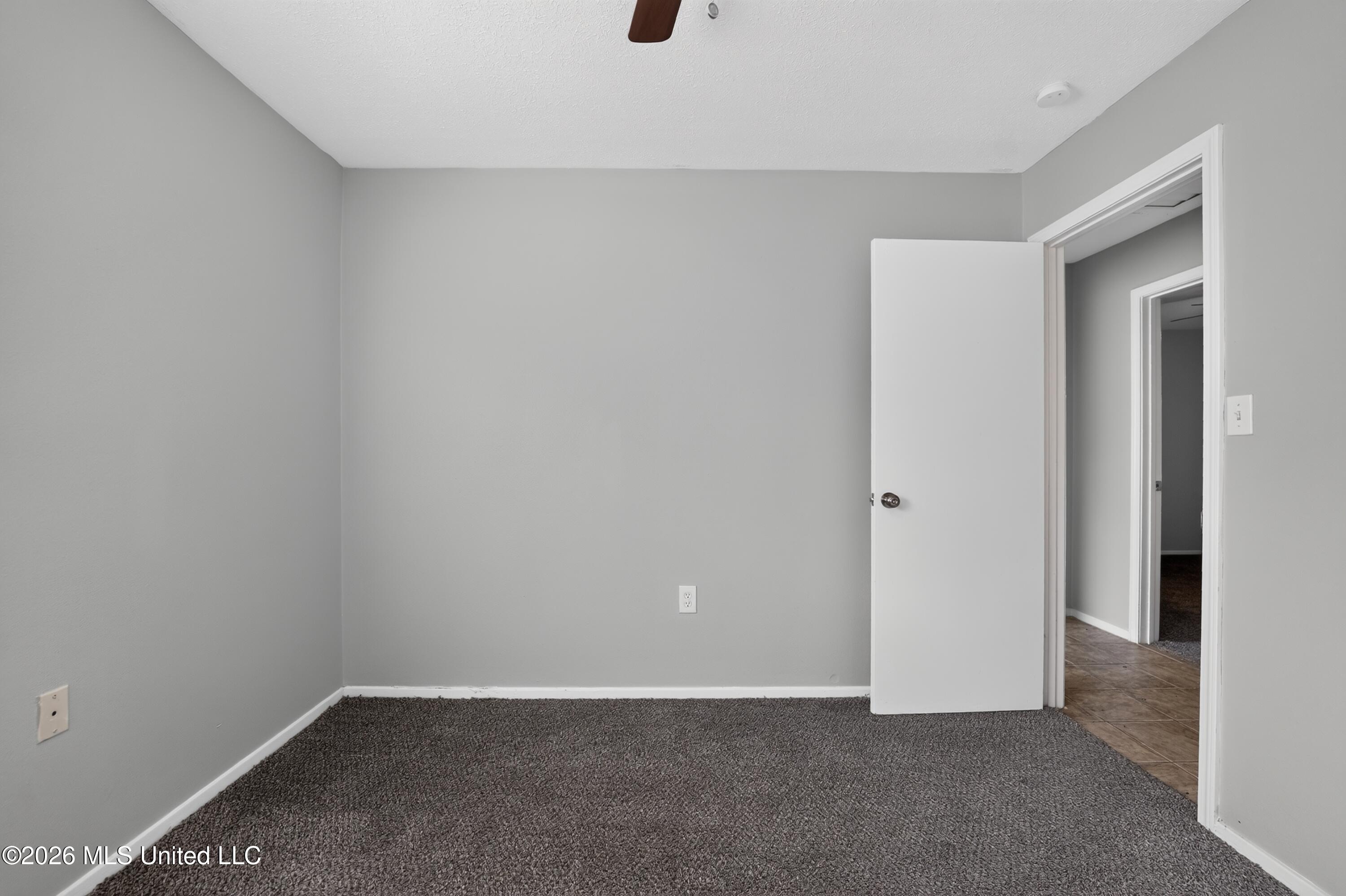 349 Queen Isabella Property Photo 23