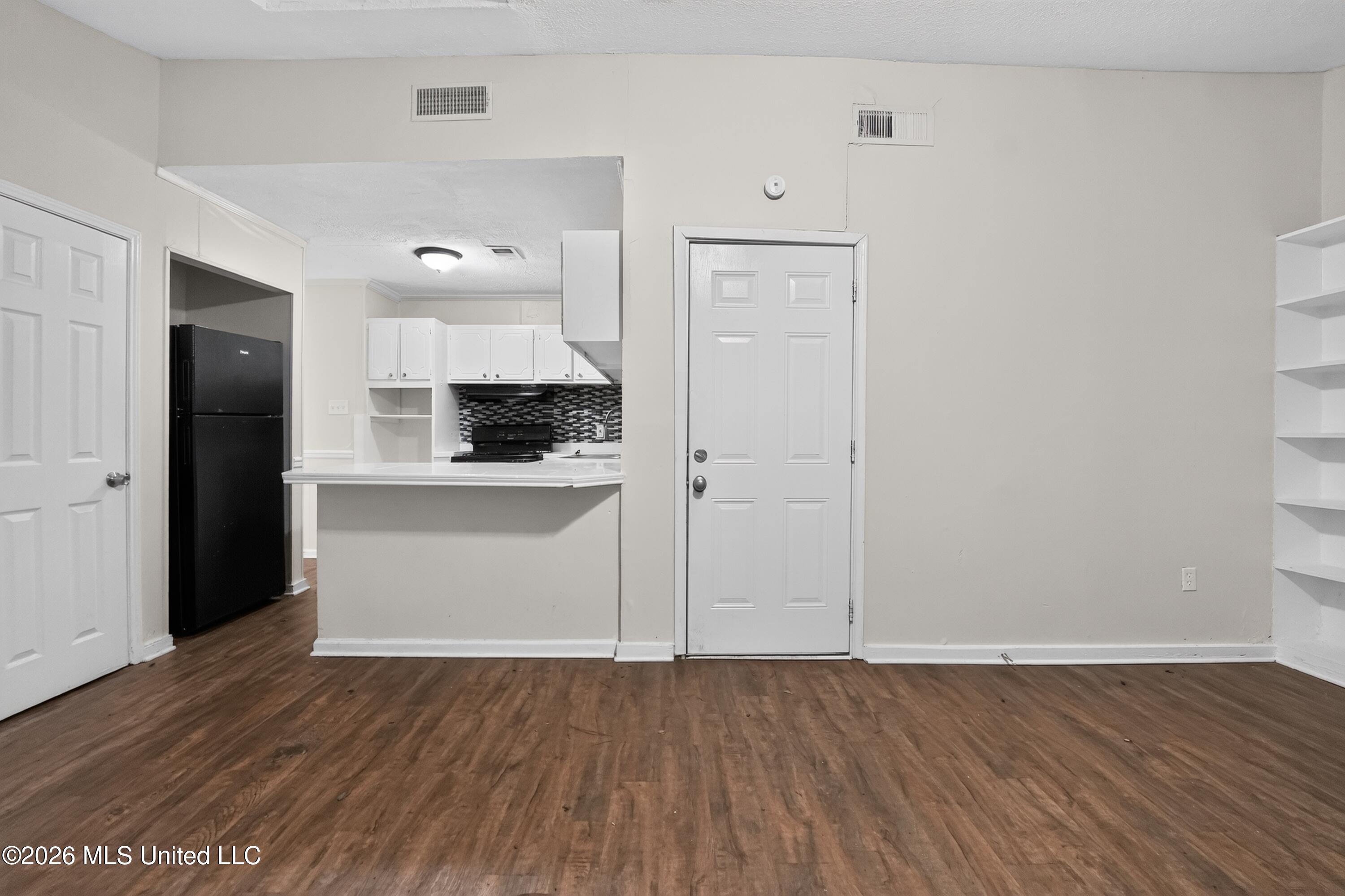 101 Dotson Place Property Photo 7