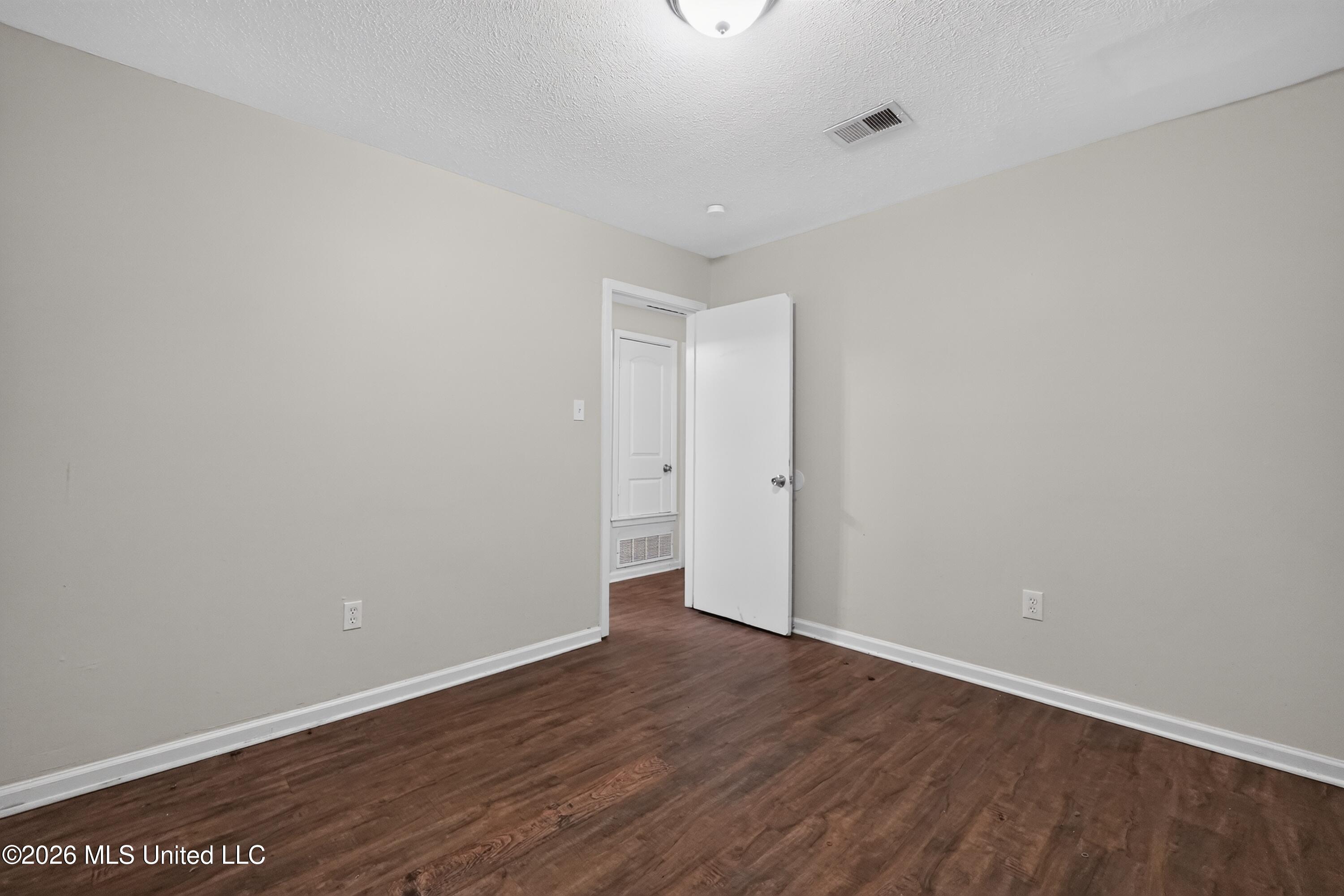 101 Dotson Place Property Photo 16