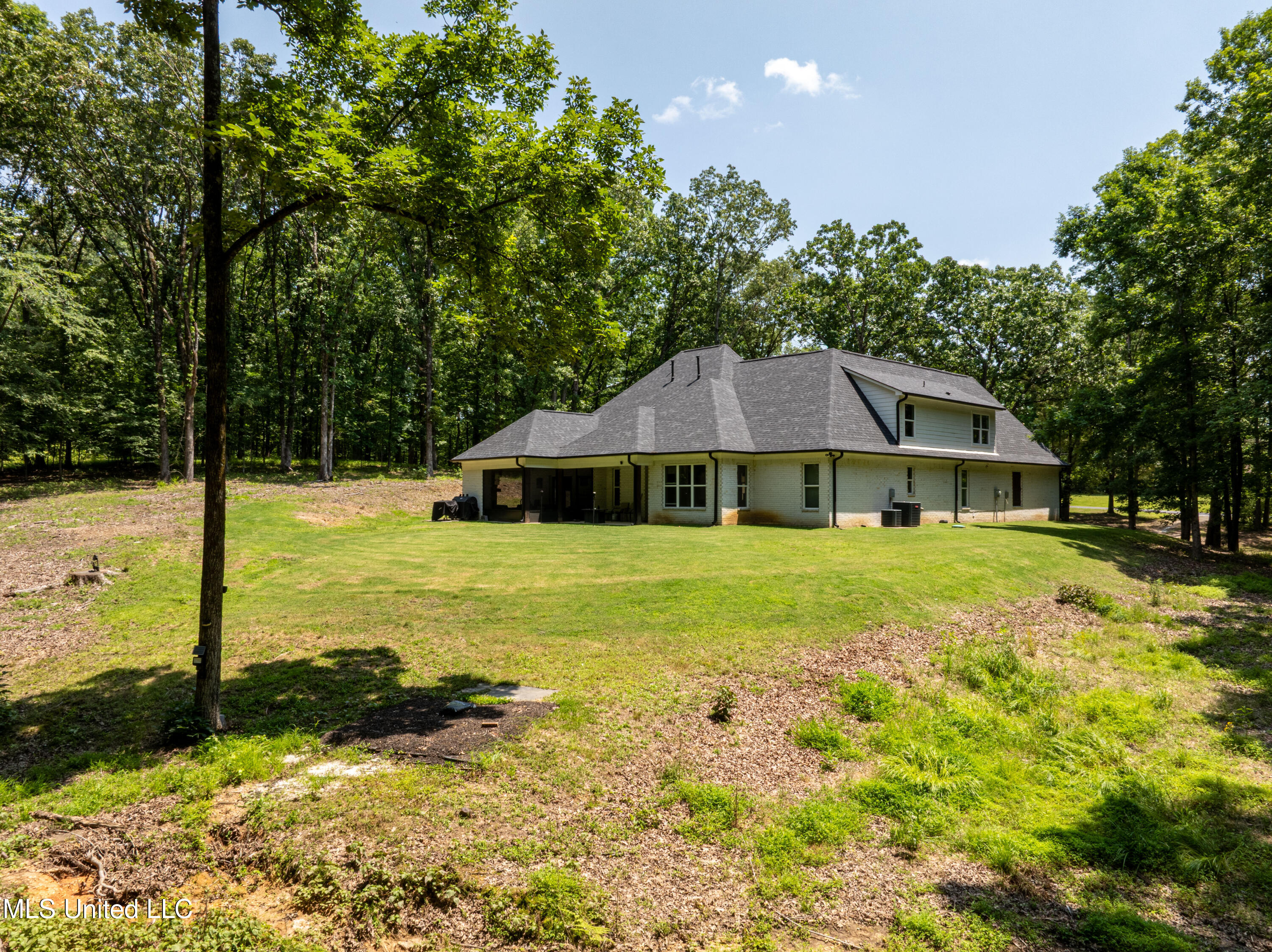 5205 Polk Lane Property Photo 7