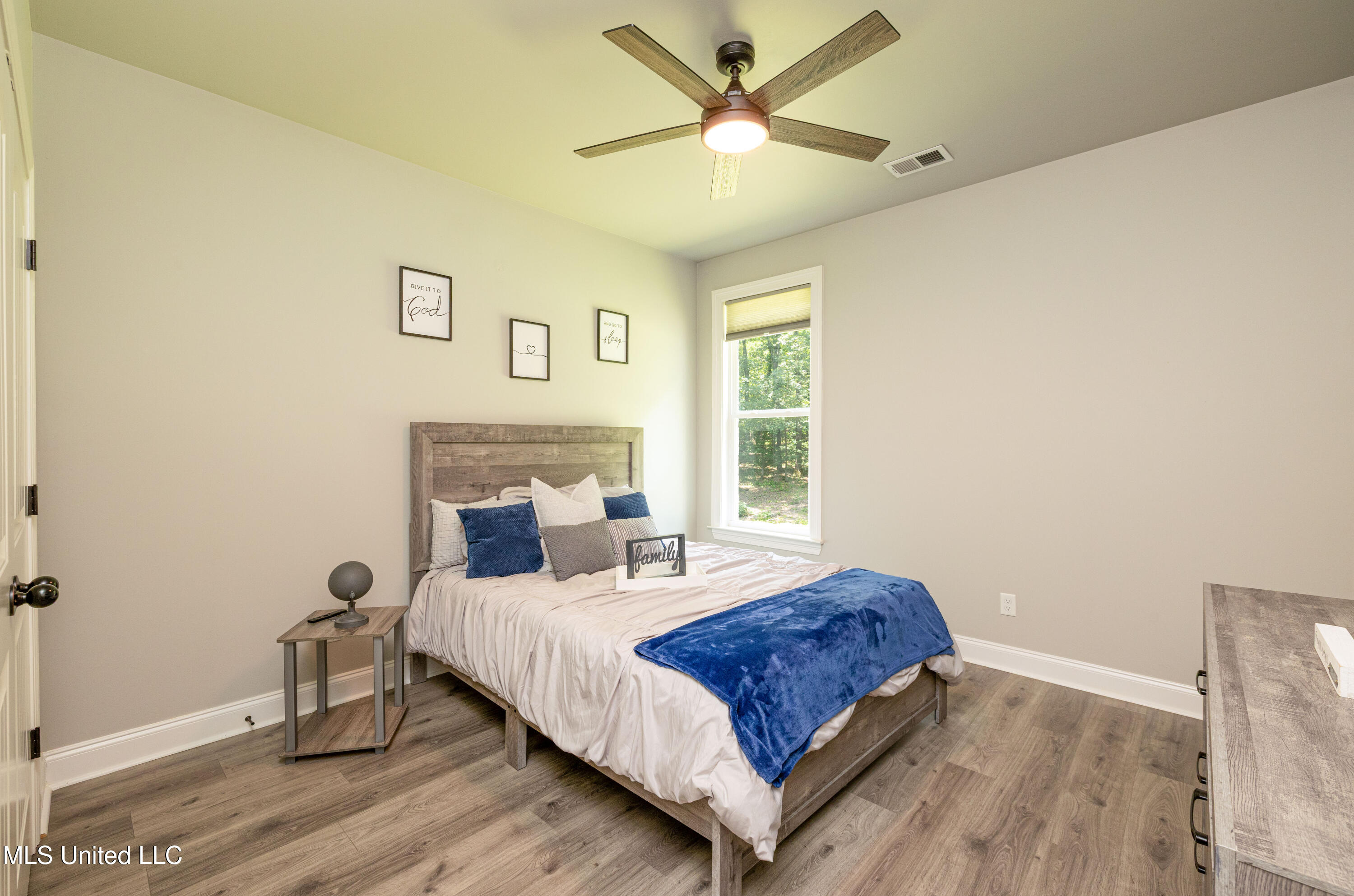 5205 Polk Lane Property Photo 16