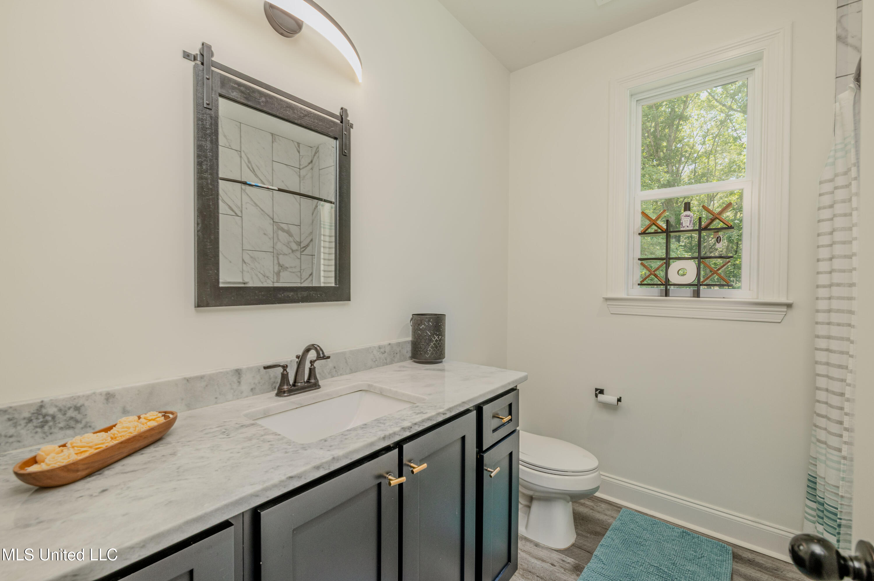 5205 Polk Lane Property Photo 17