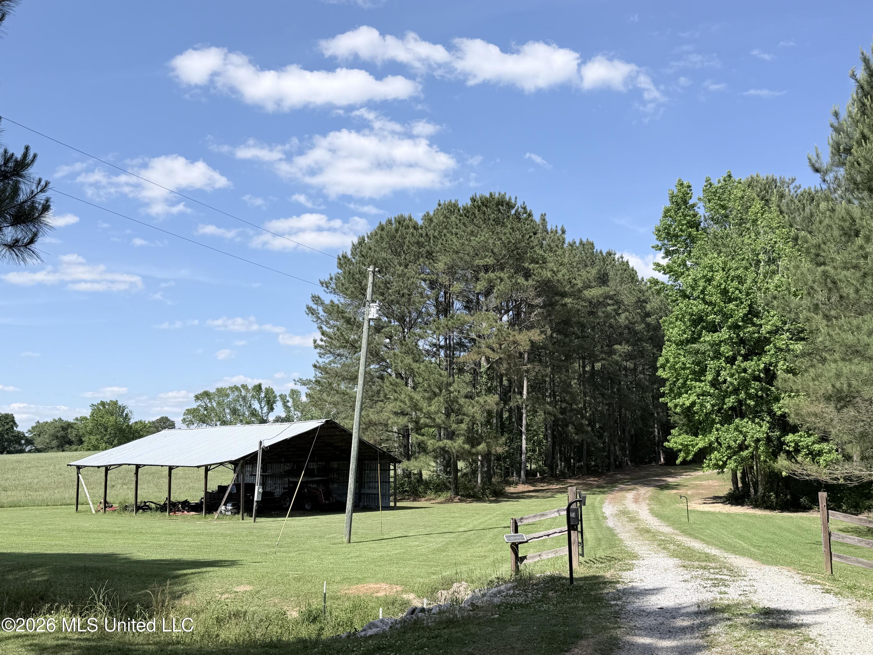 394 Risher Road Property Photo 2