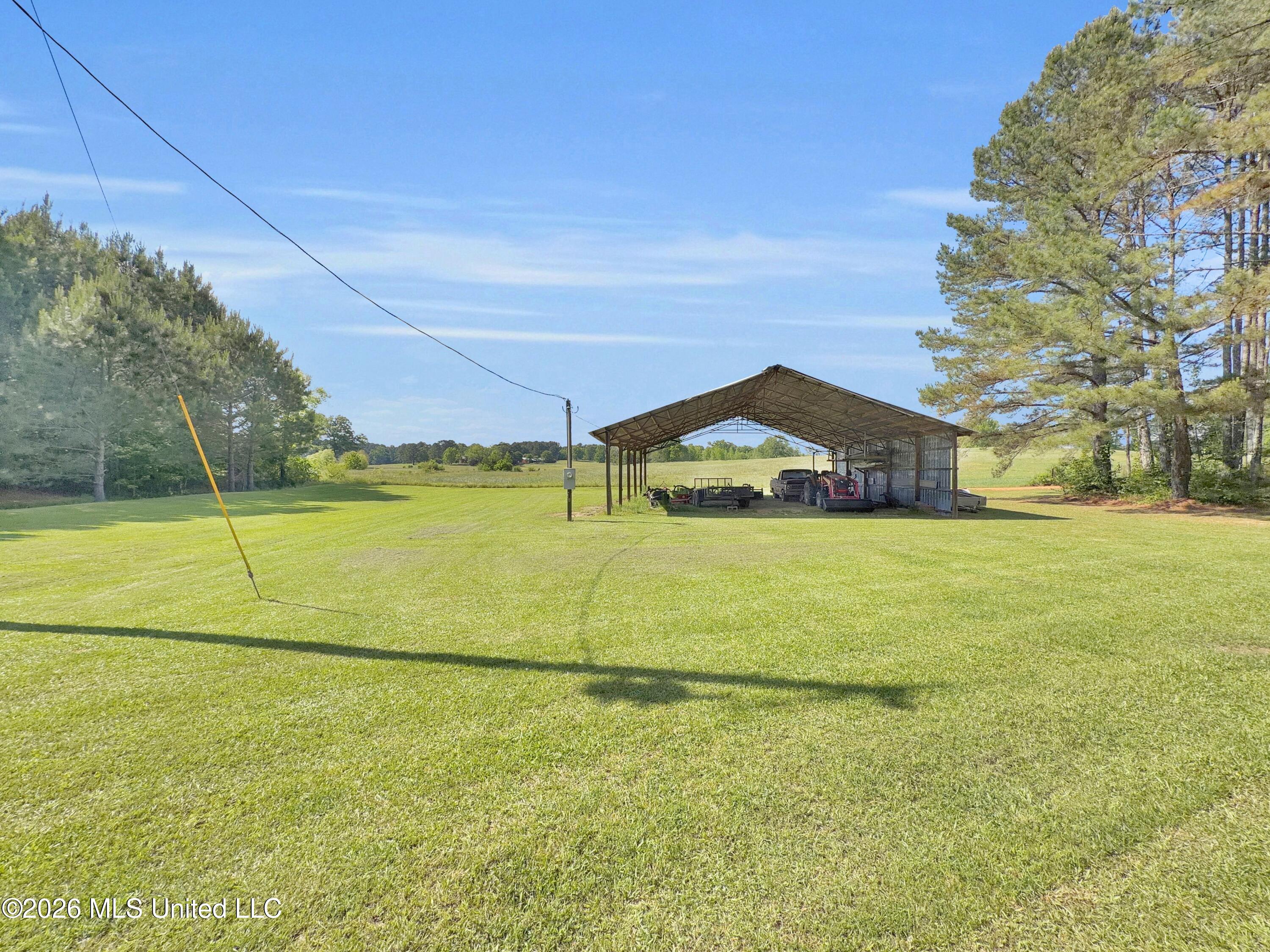 394 Risher Road Property Photo 3