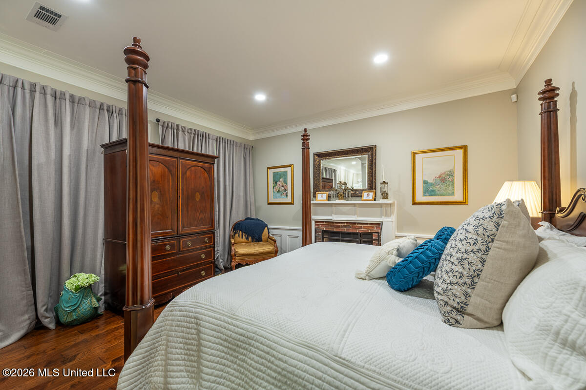 14 Marshall Road Property Photo 23