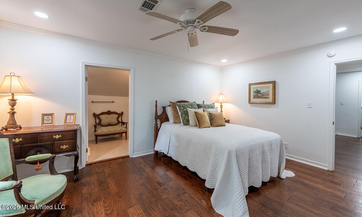 14 Marshall Road Property Photo 53