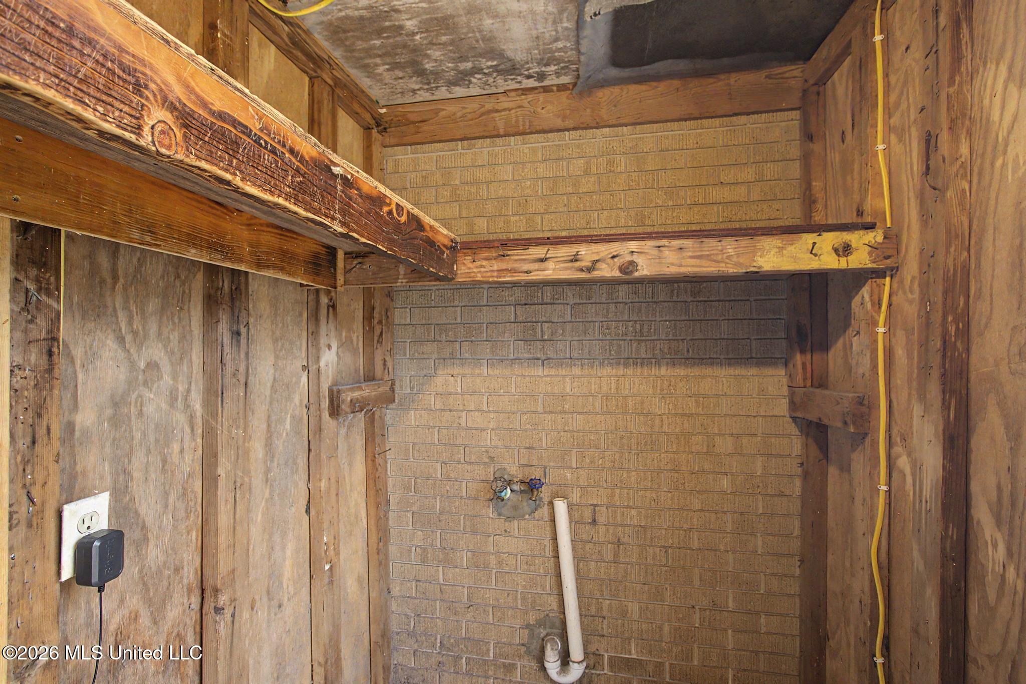 2232 Taylor Boulevard Property Photo 16