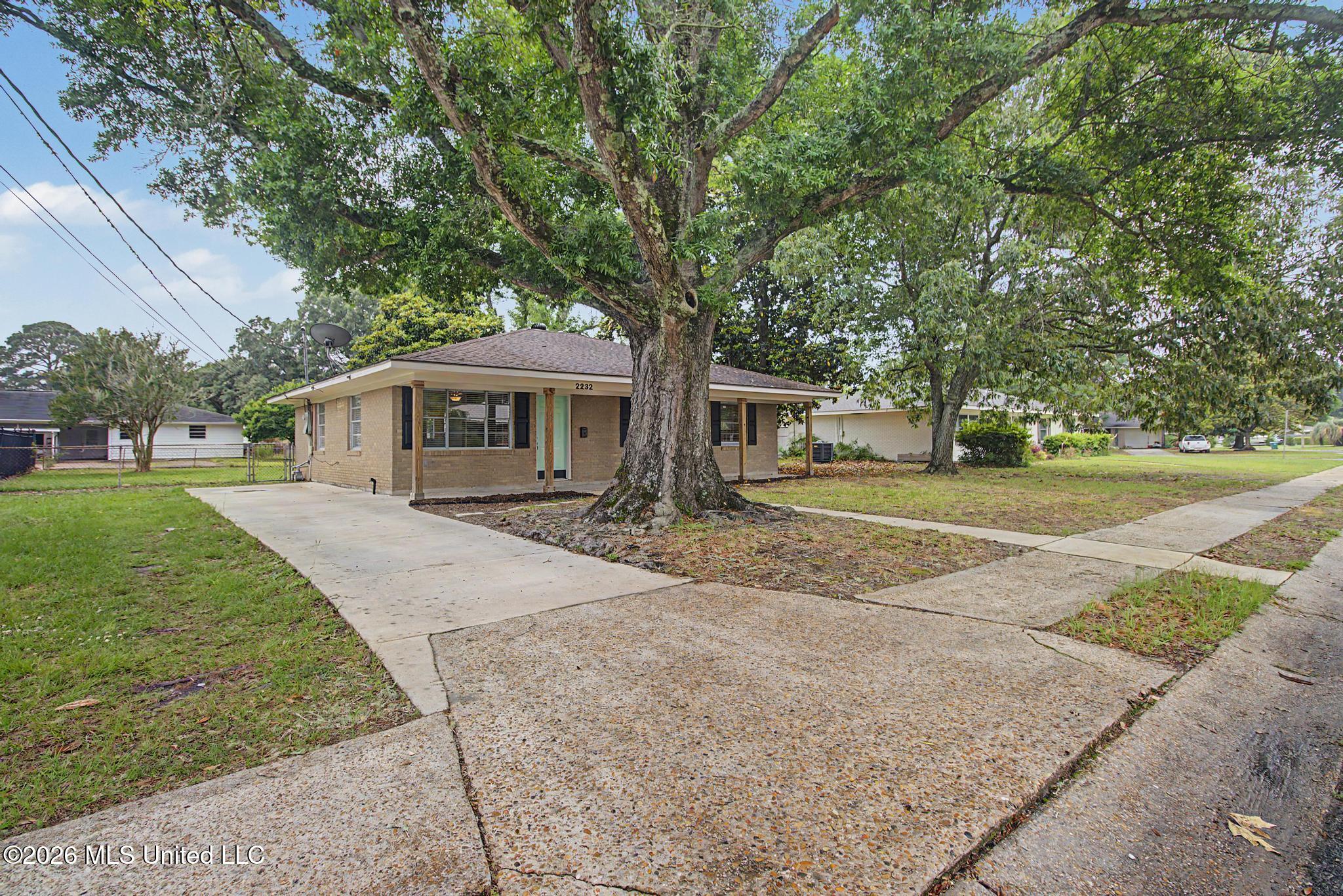 2232 Taylor Boulevard Property Photo 20