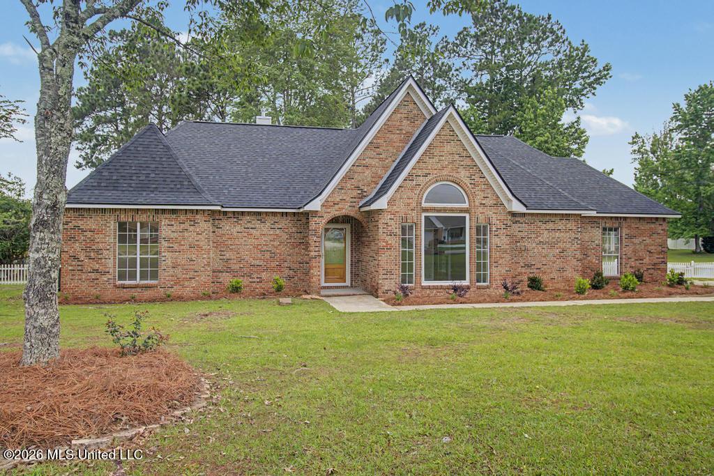 15407 Village Drive Property Photo 29