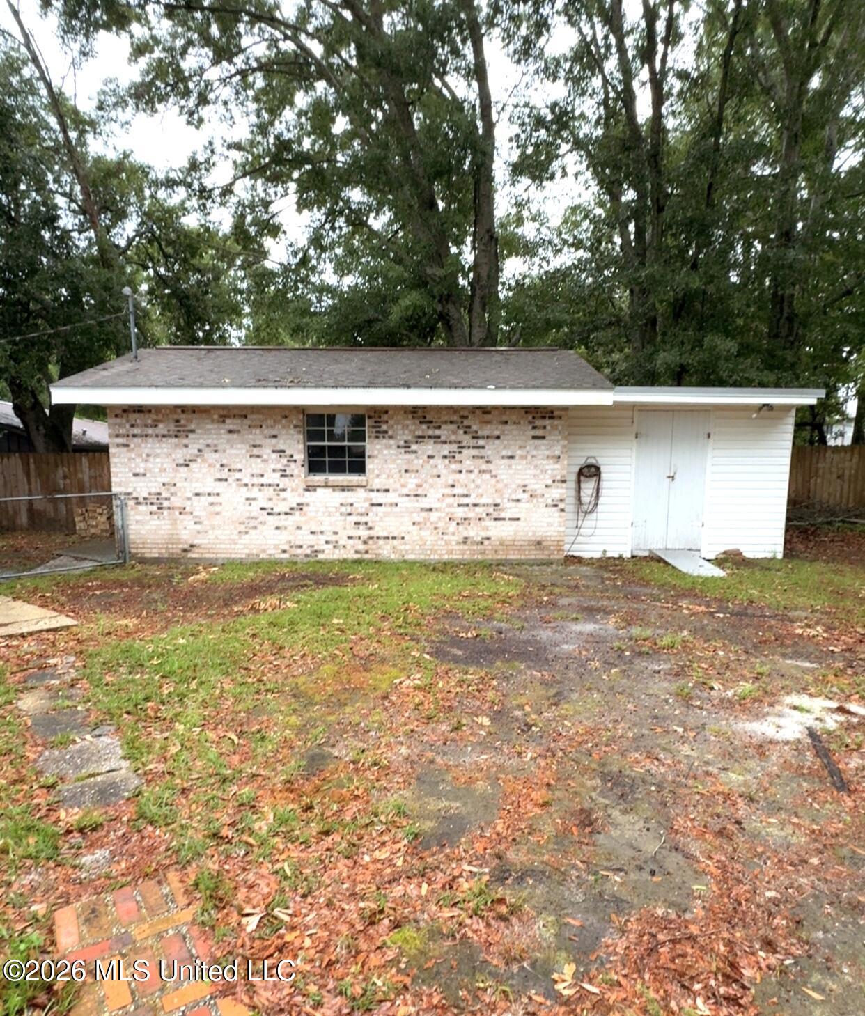 2129 Floyd Drive Property Photo 16