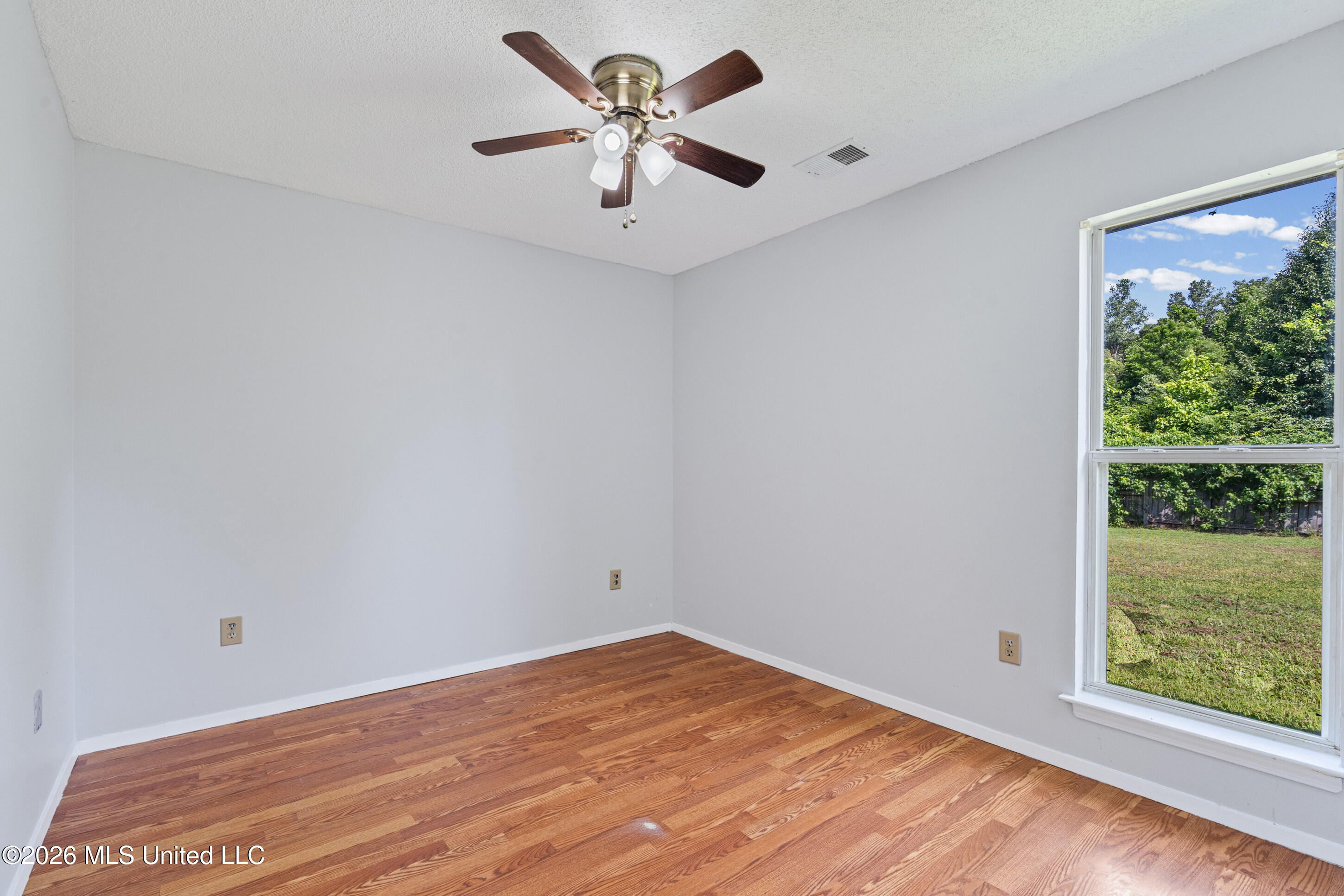 7357 Dunbarton Drive Property Photo 15