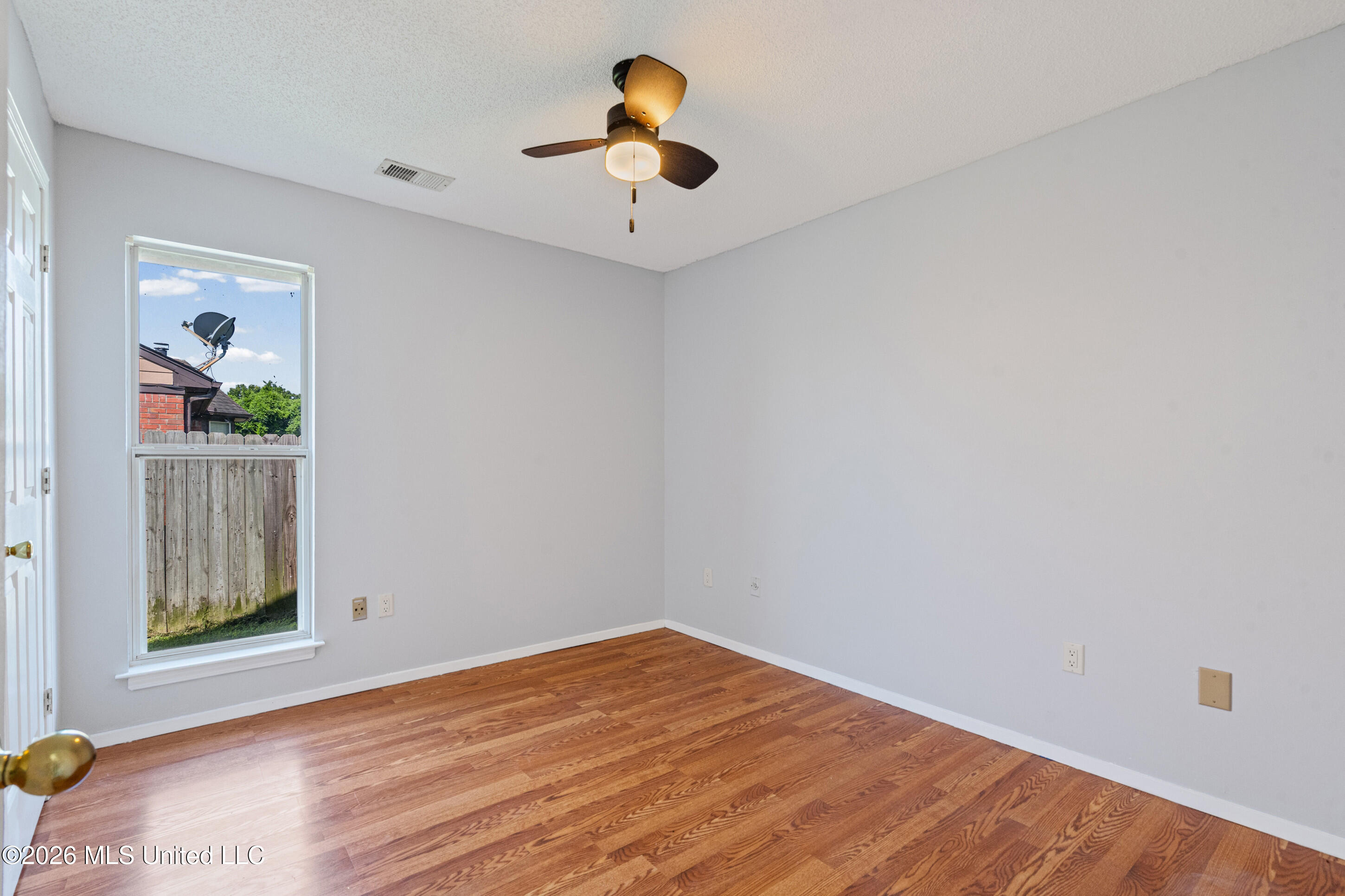 7357 Dunbarton Drive Property Photo 16