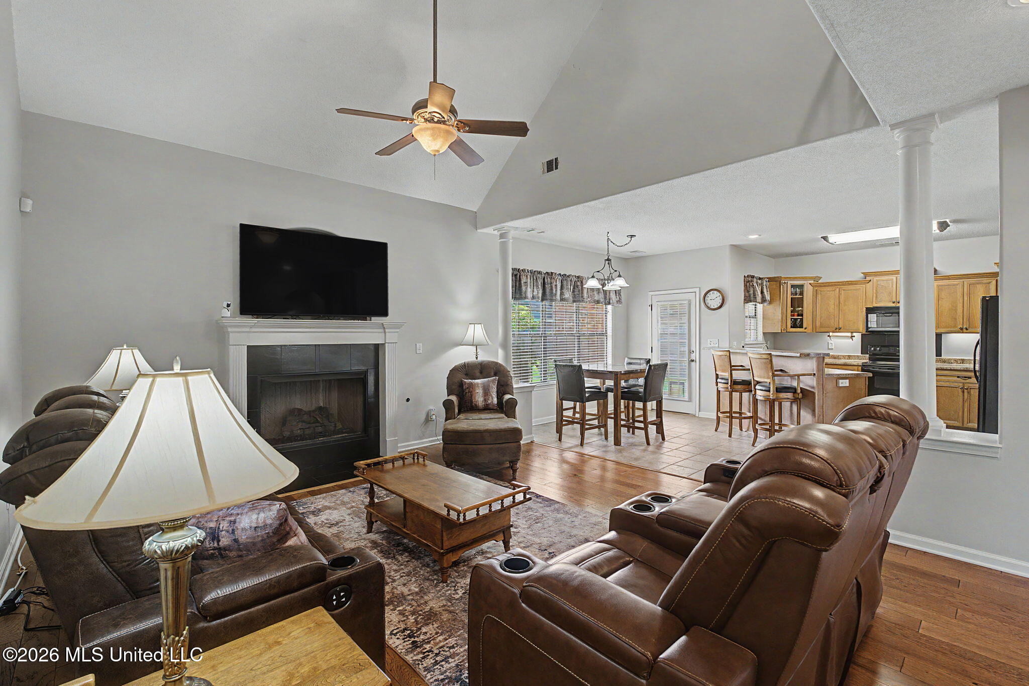 932 Gates Street Property Photo 13