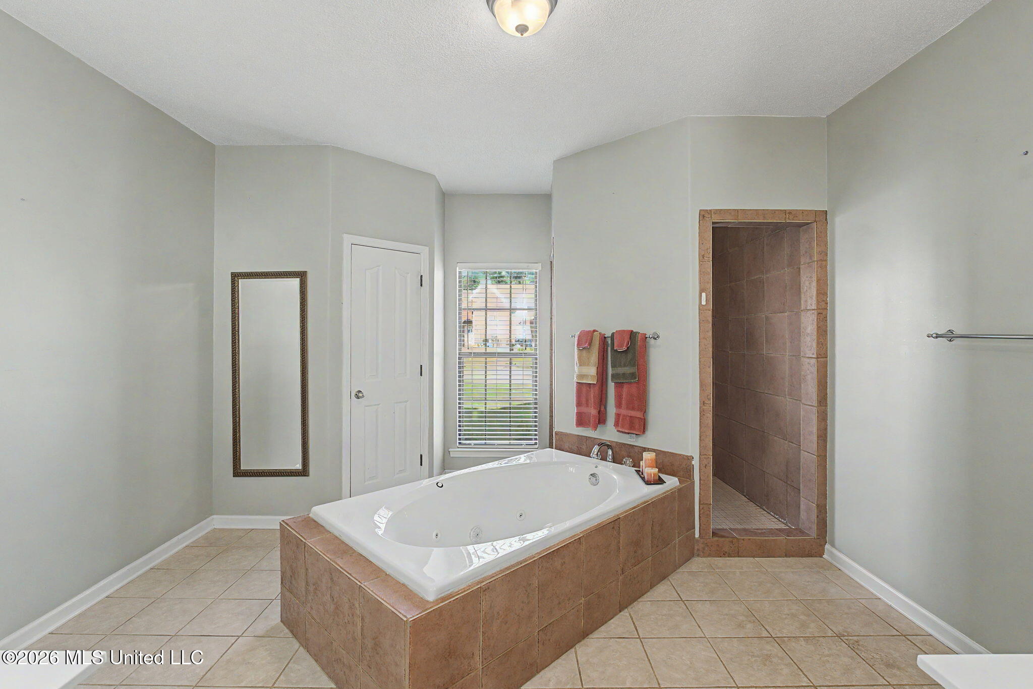 932 Gates Street Property Photo 26