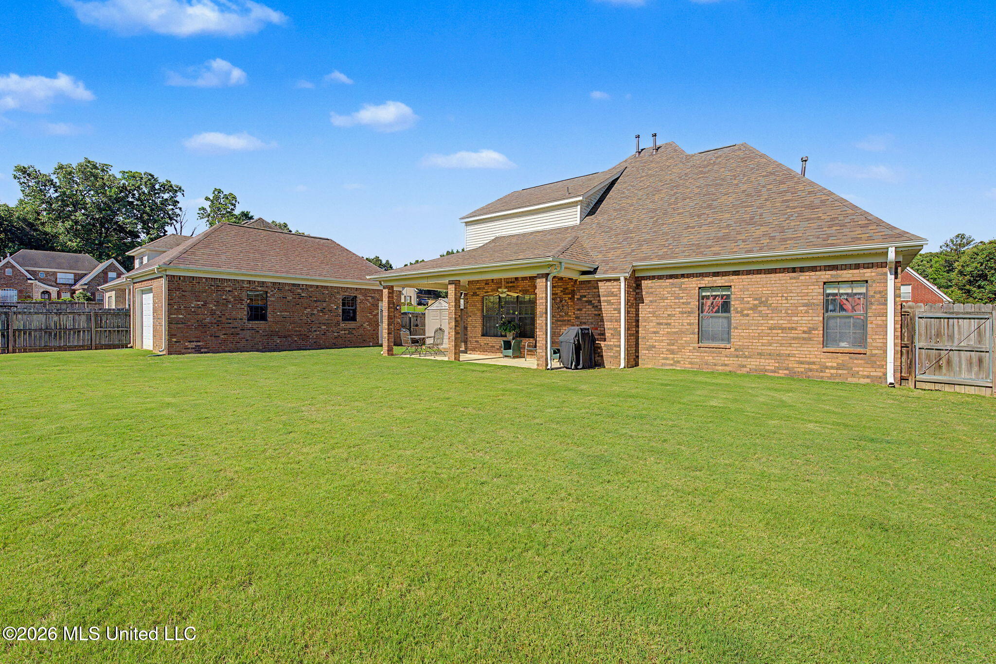 932 Gates Street Property Photo 43