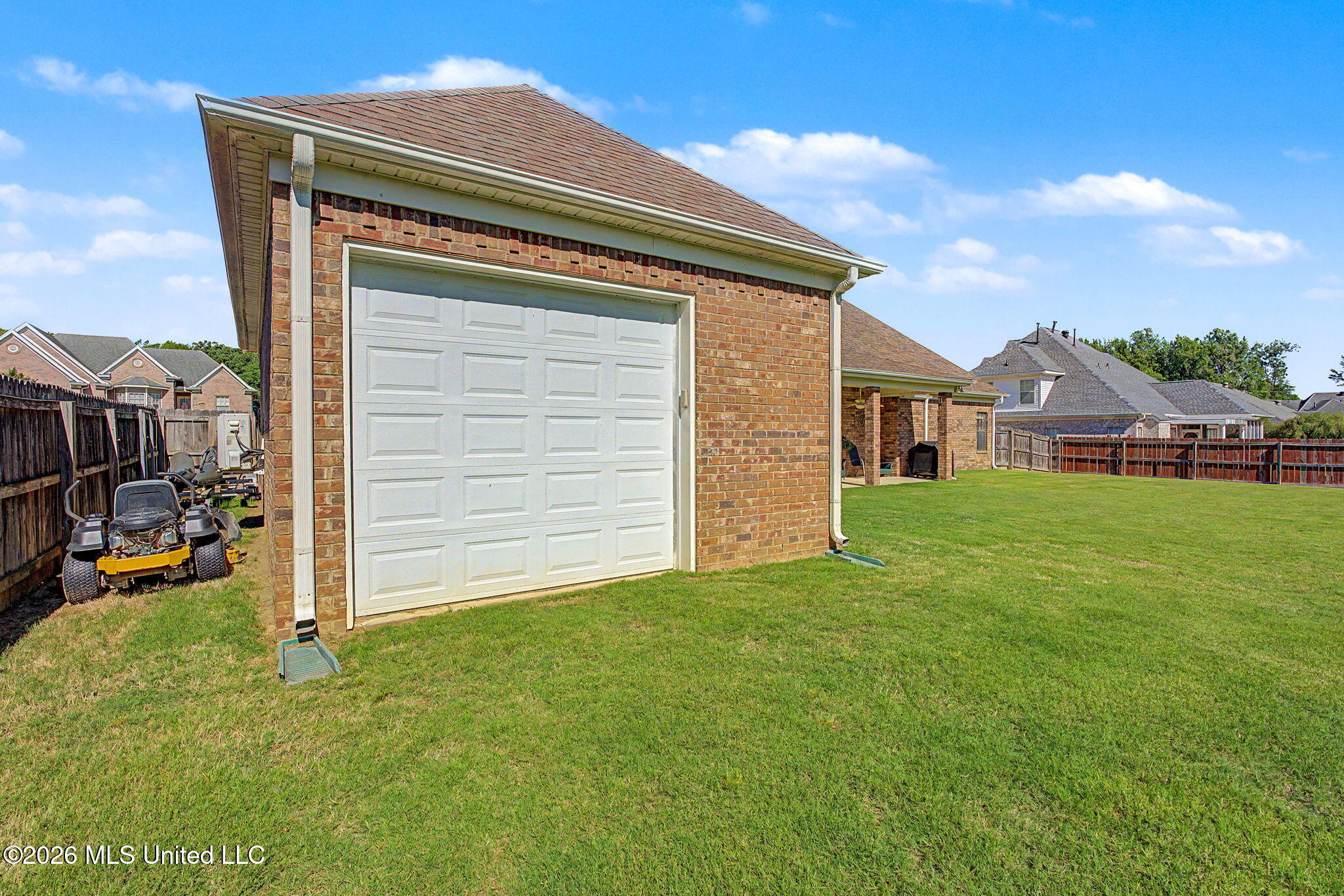 932 Gates Street Property Photo 45