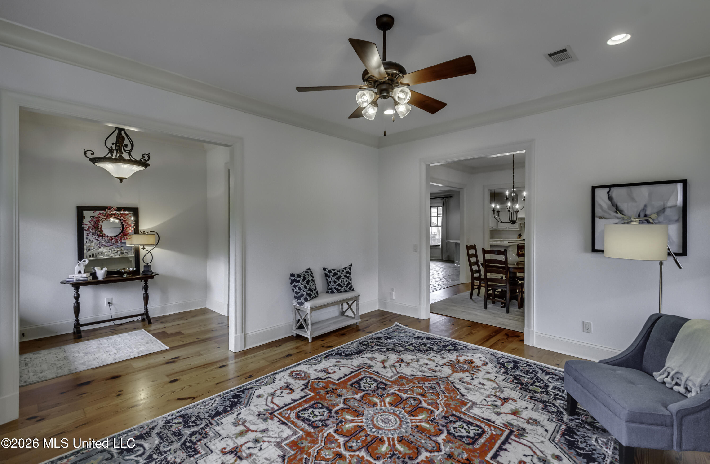 100 Arbor Landing Property Photo 13