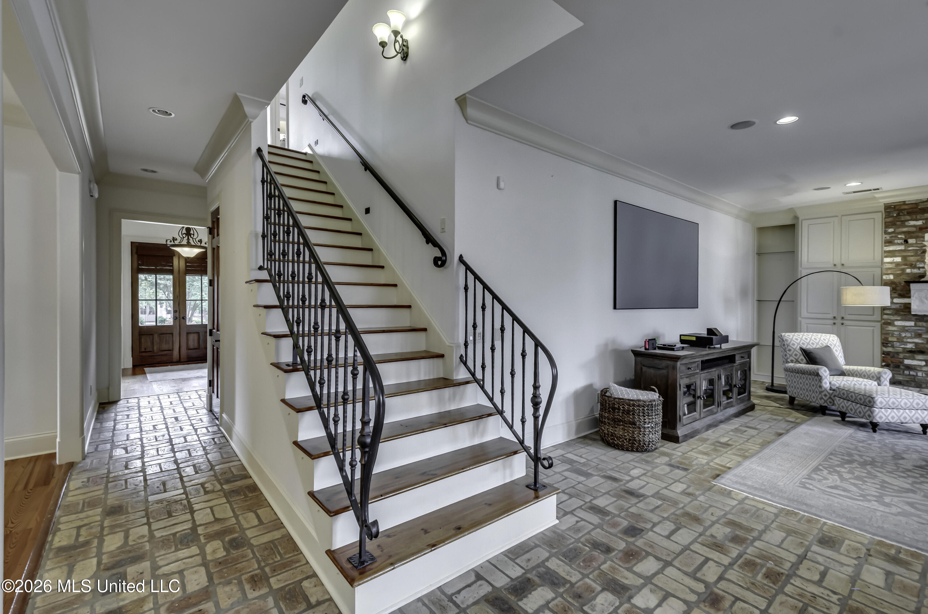 100 Arbor Landing Property Photo 71