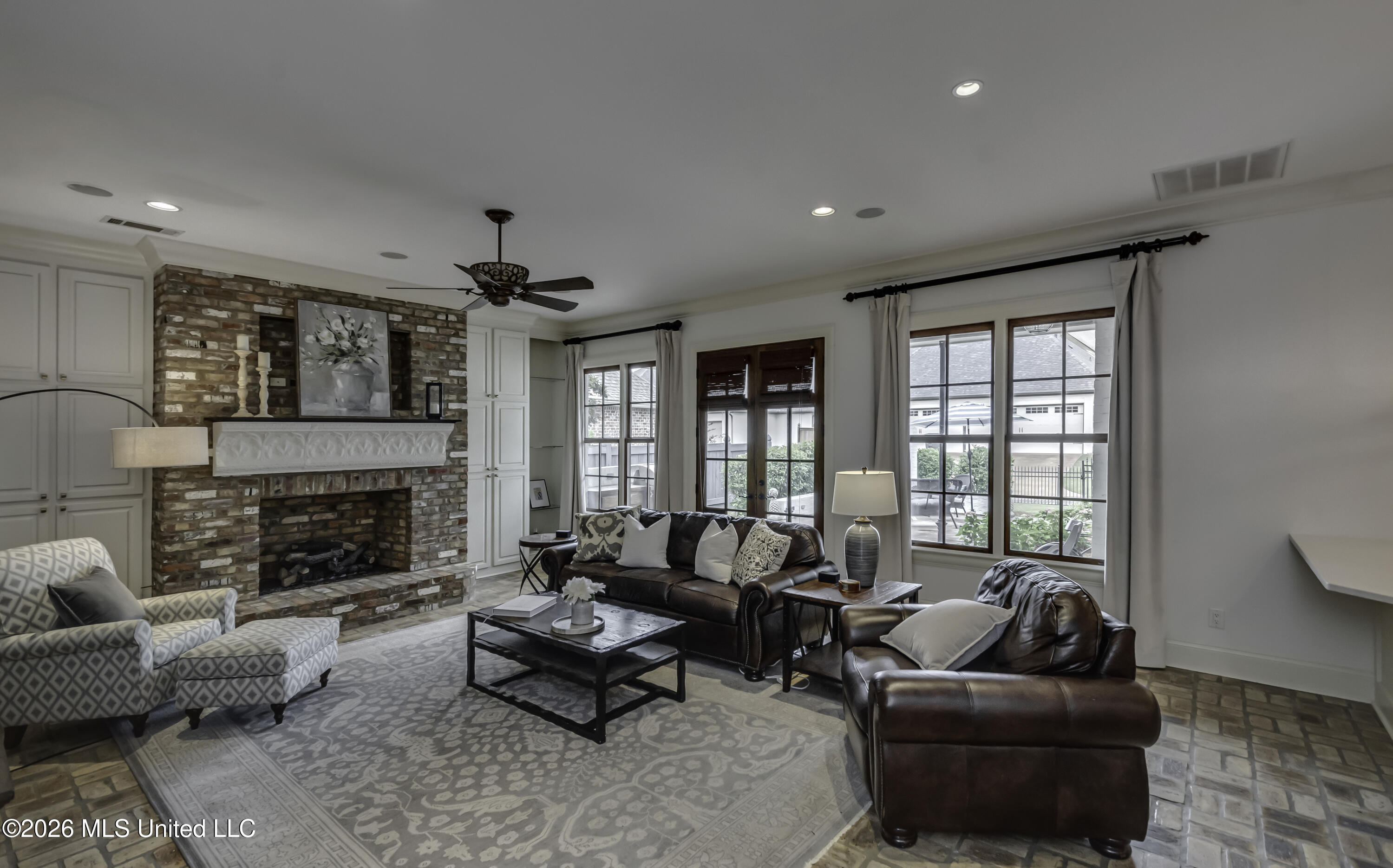 100 Arbor Landing Property Photo 72