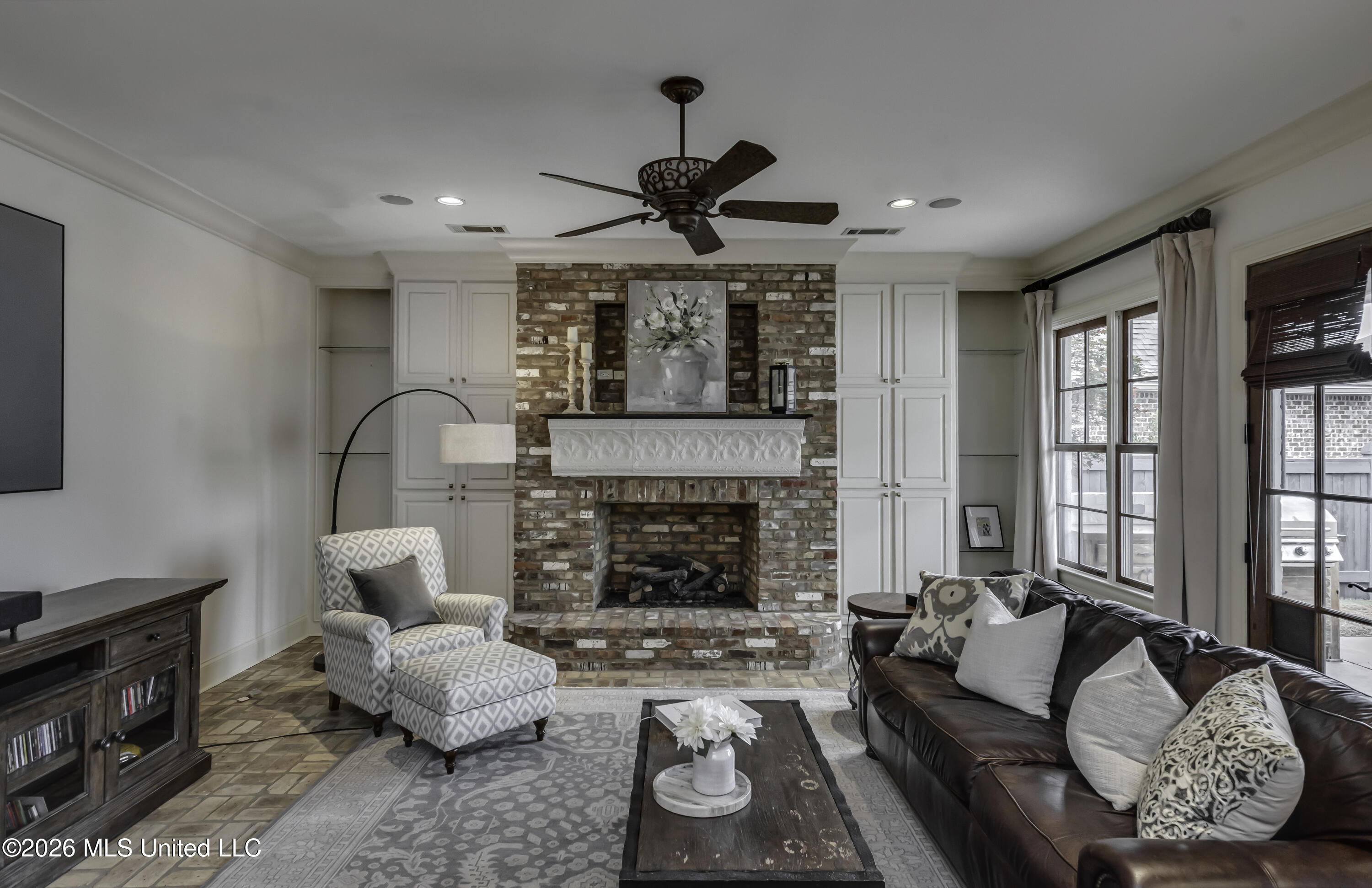 100 Arbor Landing Property Photo 74