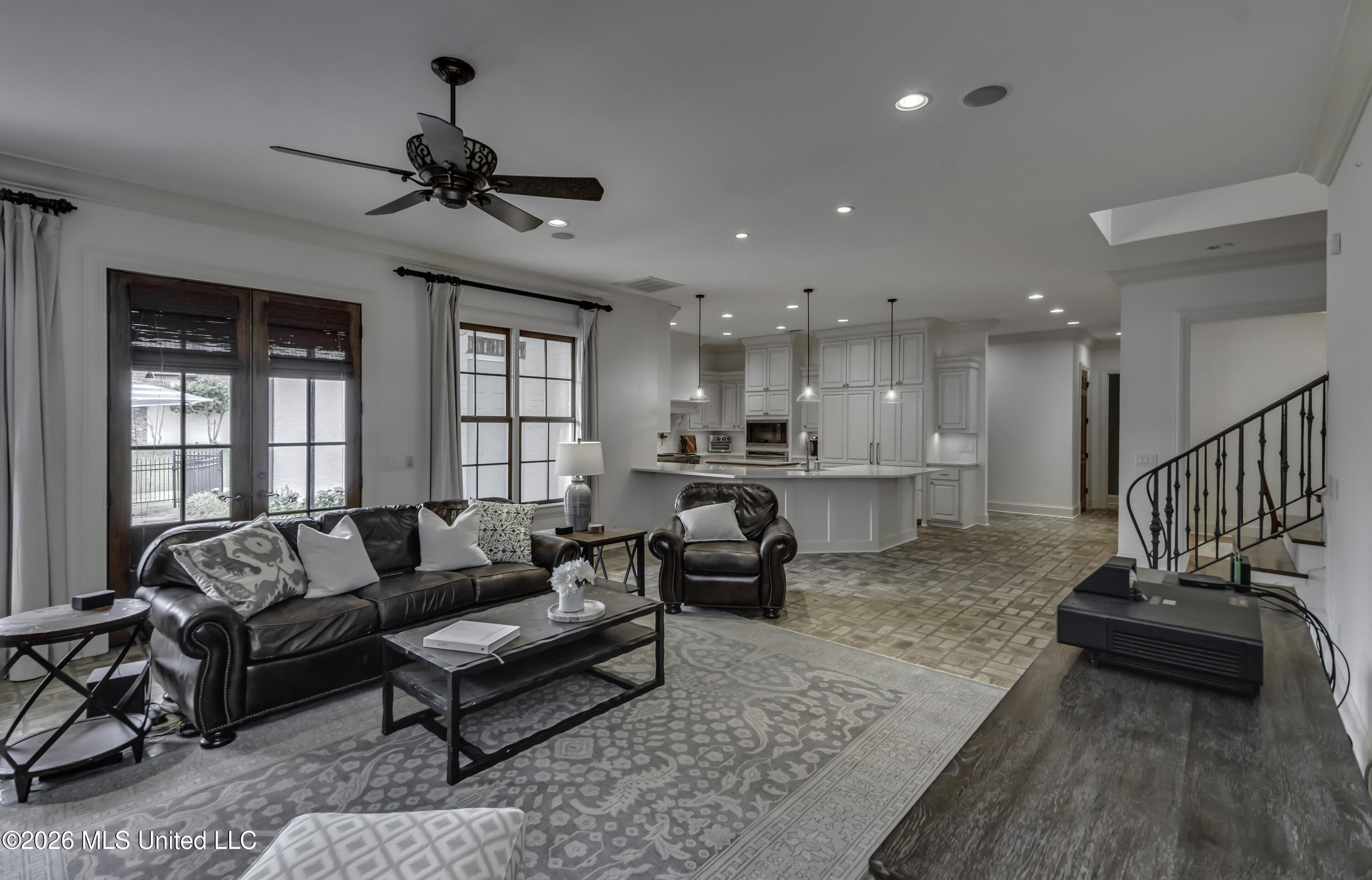 100 Arbor Landing Property Photo 76