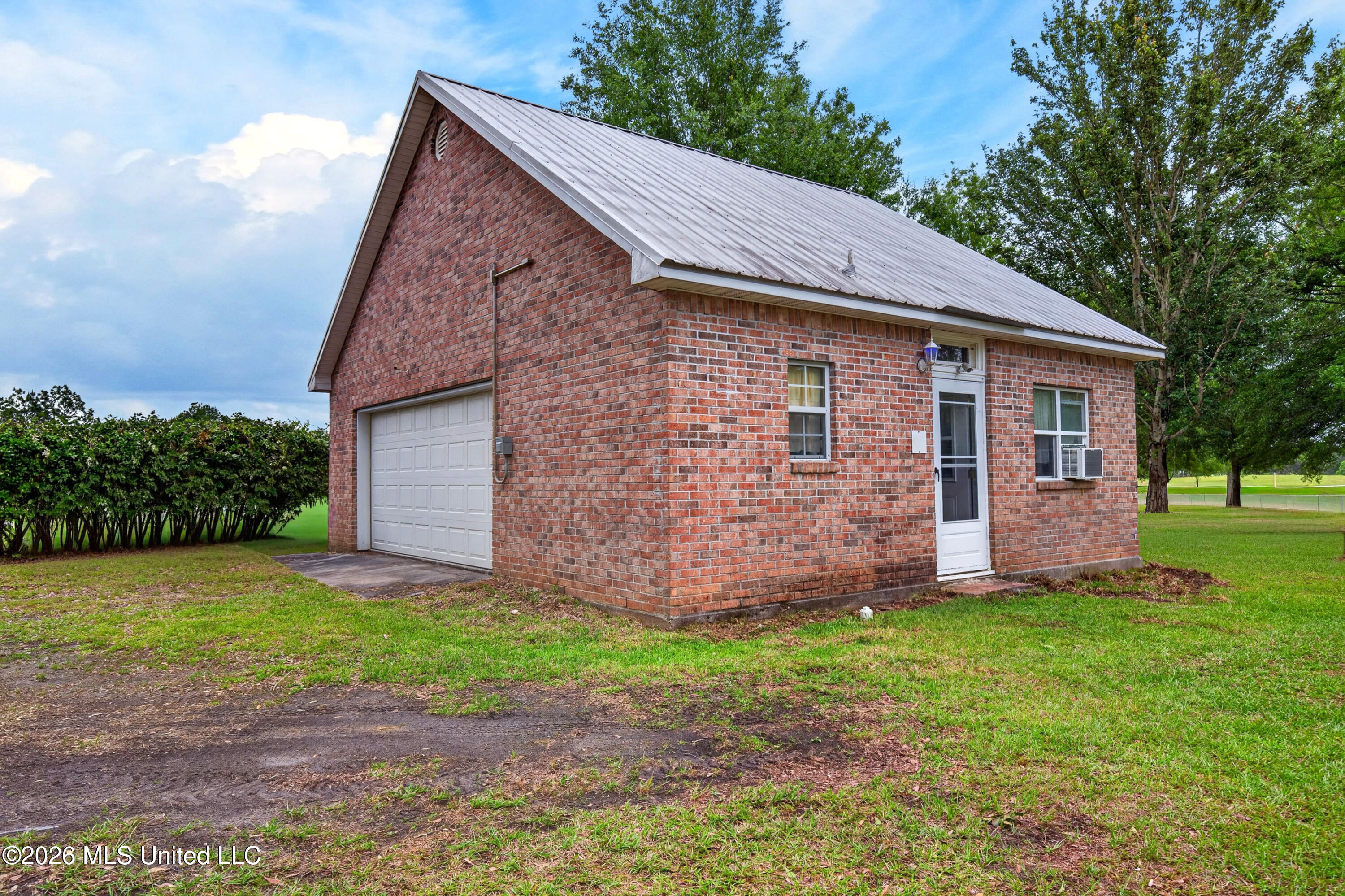 11493 White Star Road Property Photo 2