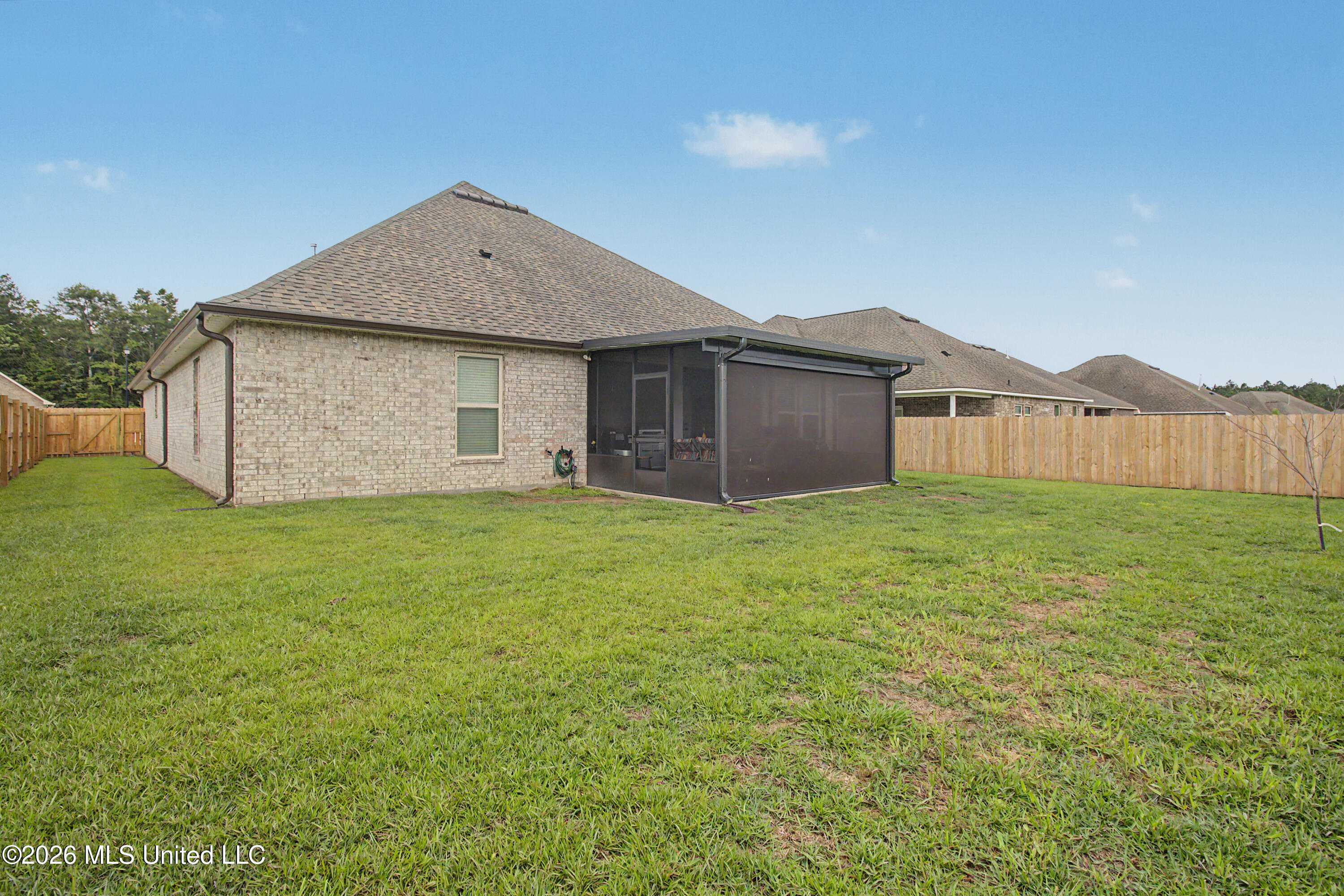 10140 Patrick Drive Property Photo 16