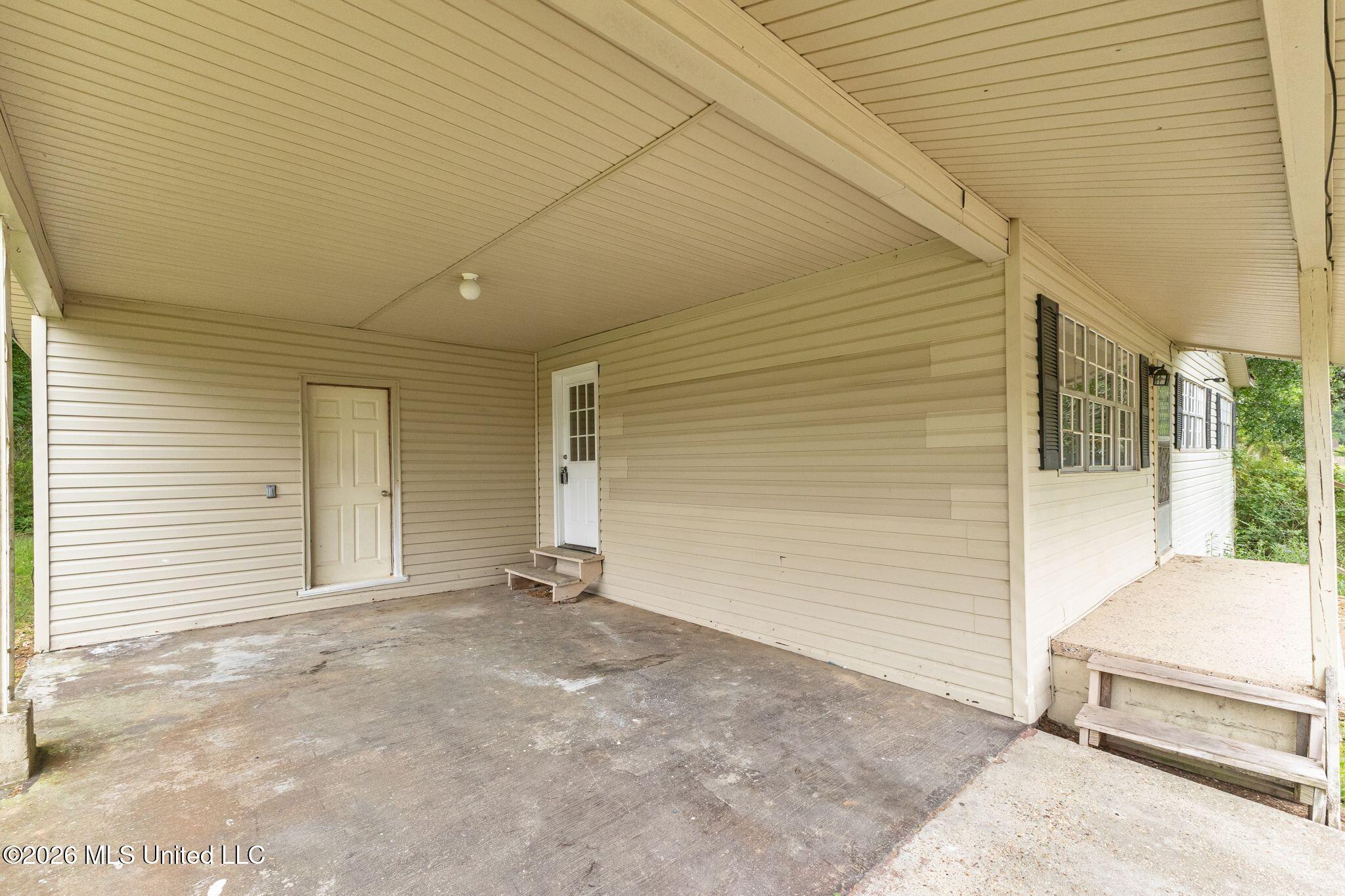 1430 Hendricks Street Property Photo 3