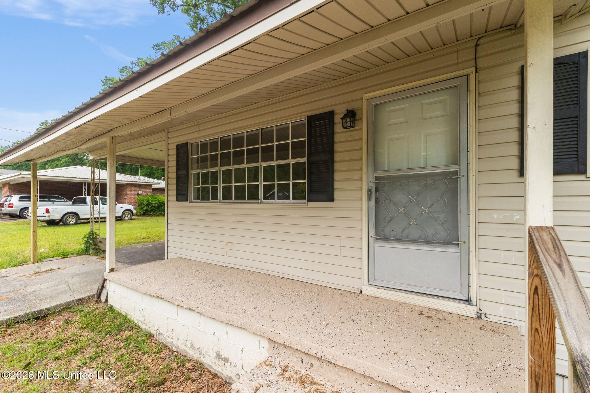 1430 Hendricks Street Property Photo 5
