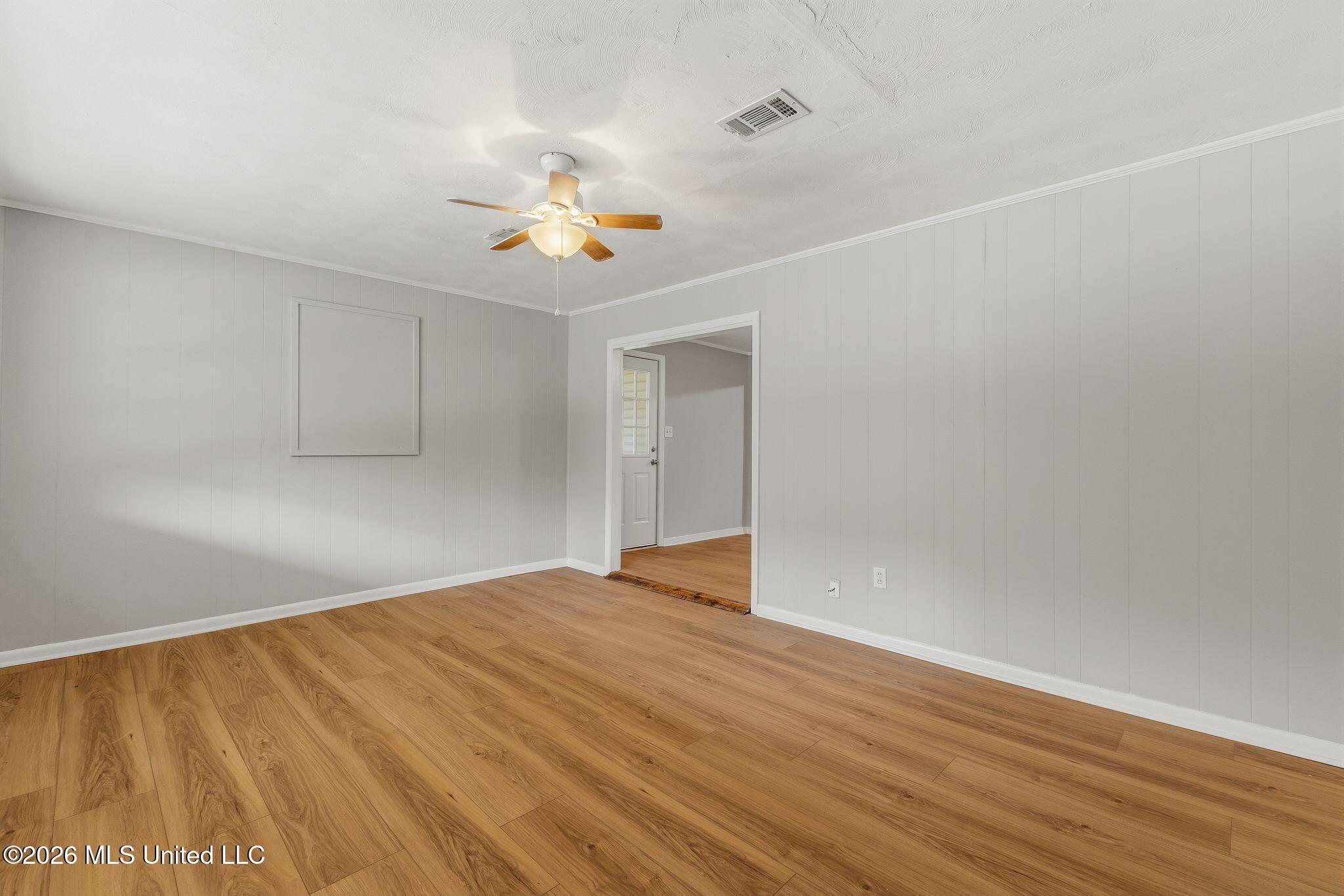 1430 Hendricks Street Property Photo 6