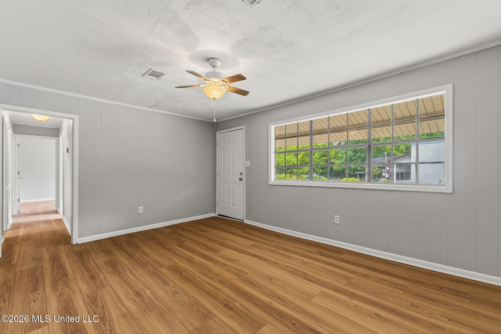 1430 Hendricks Street Property Photo 7