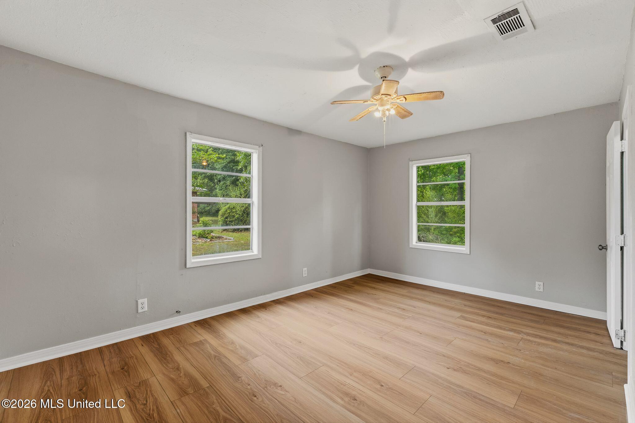 1430 Hendricks Street Property Photo 16