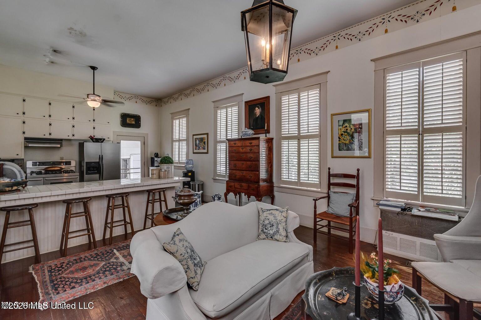 115 Railroad Avenue Property Photo 16