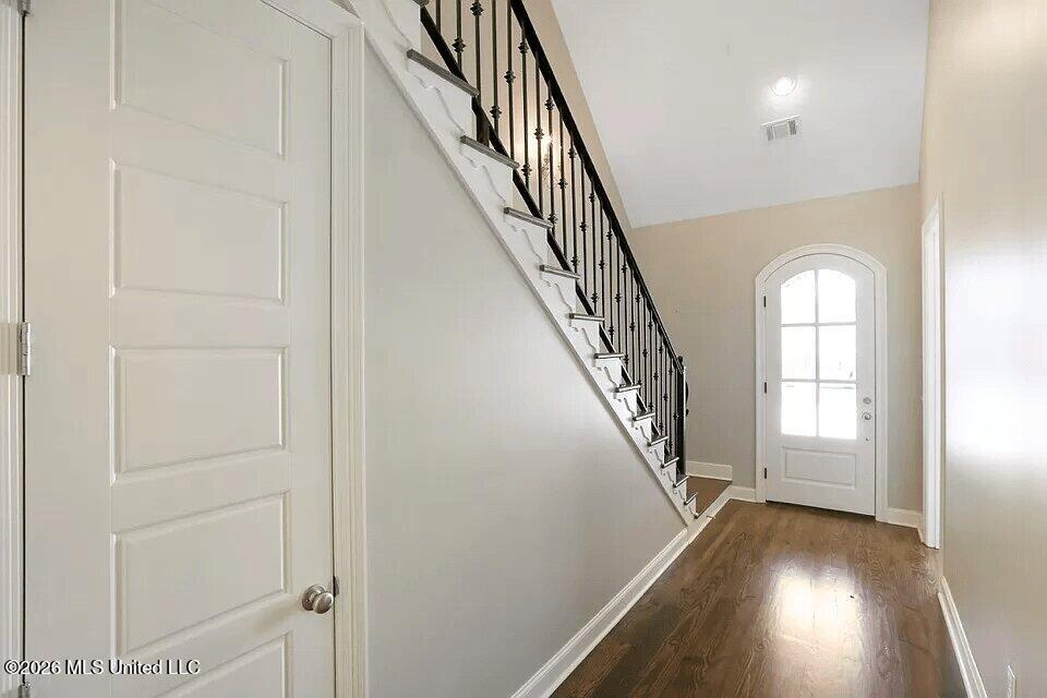 276 Harris Circle Property Photo 5