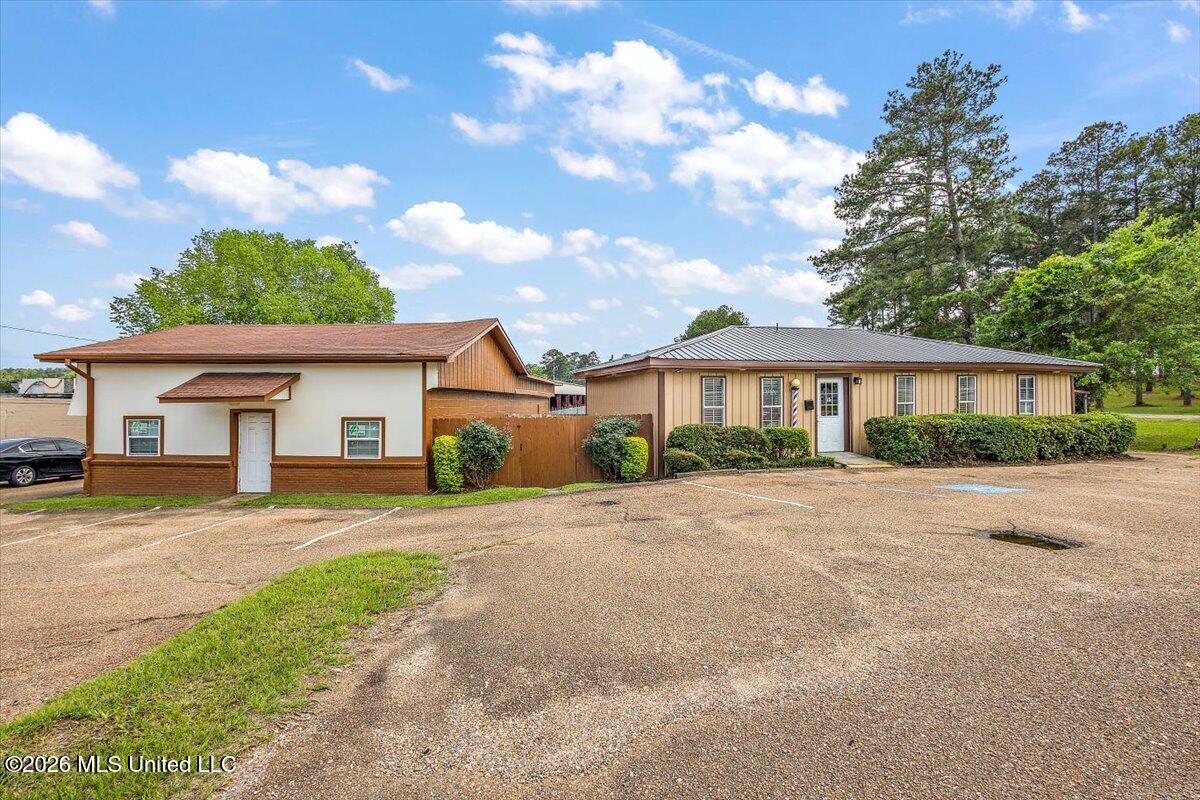 3539 Old Brandon Road Property Photo 2