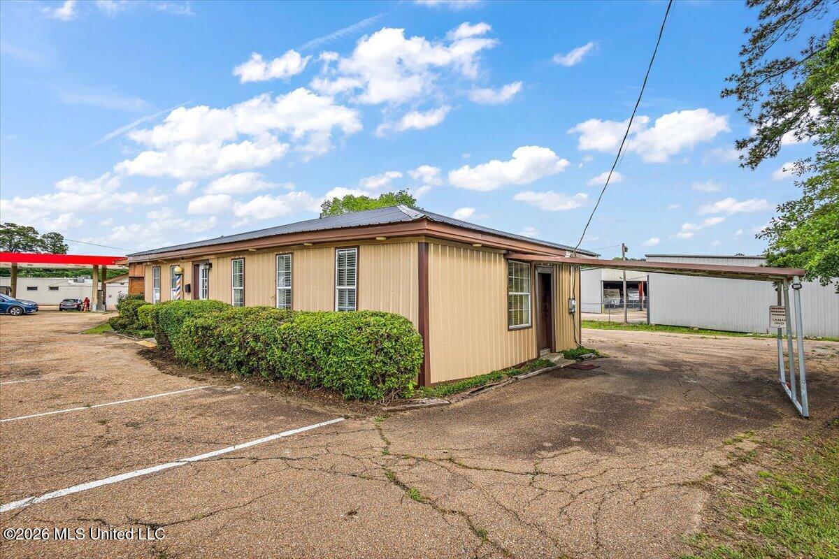 3539 Old Brandon Road Property Photo 3