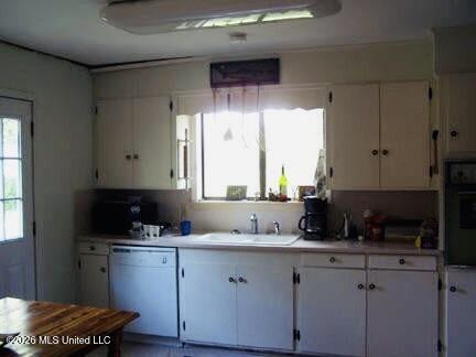415 Wilson Drive Property Photo 4
