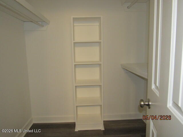 74 Moss Woods Drive Property Photo 4