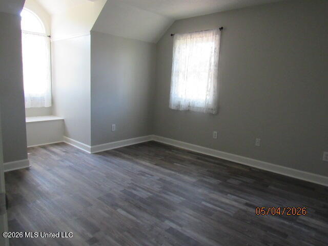 74 Moss Woods Drive Property Photo 7