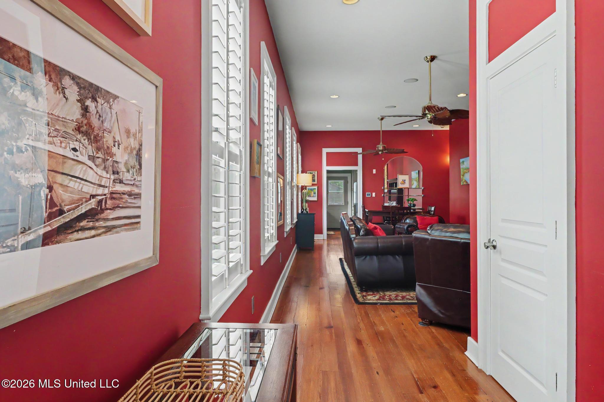 1620 2nd Street Property Photo 3