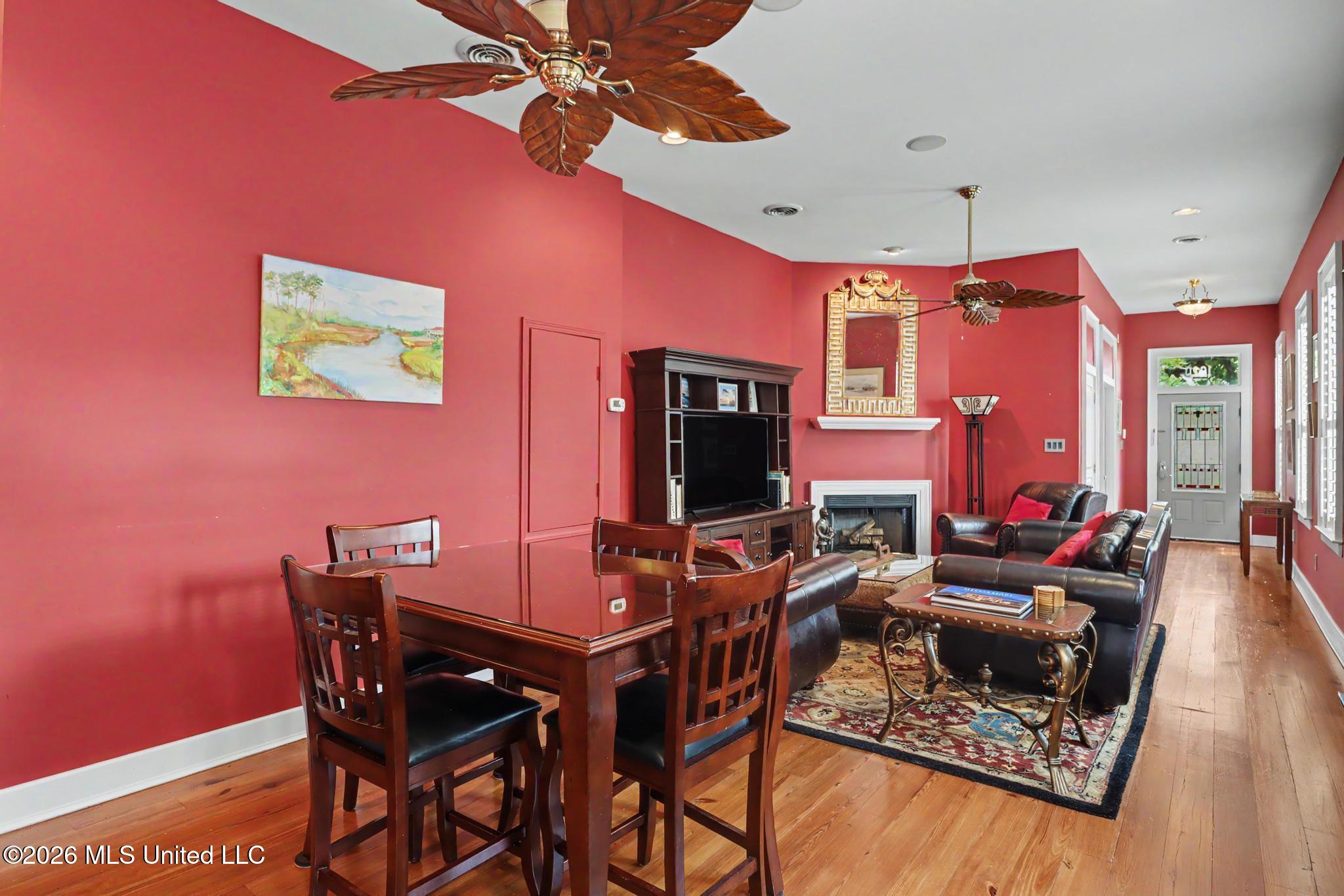 1620 2nd Street Property Photo 8