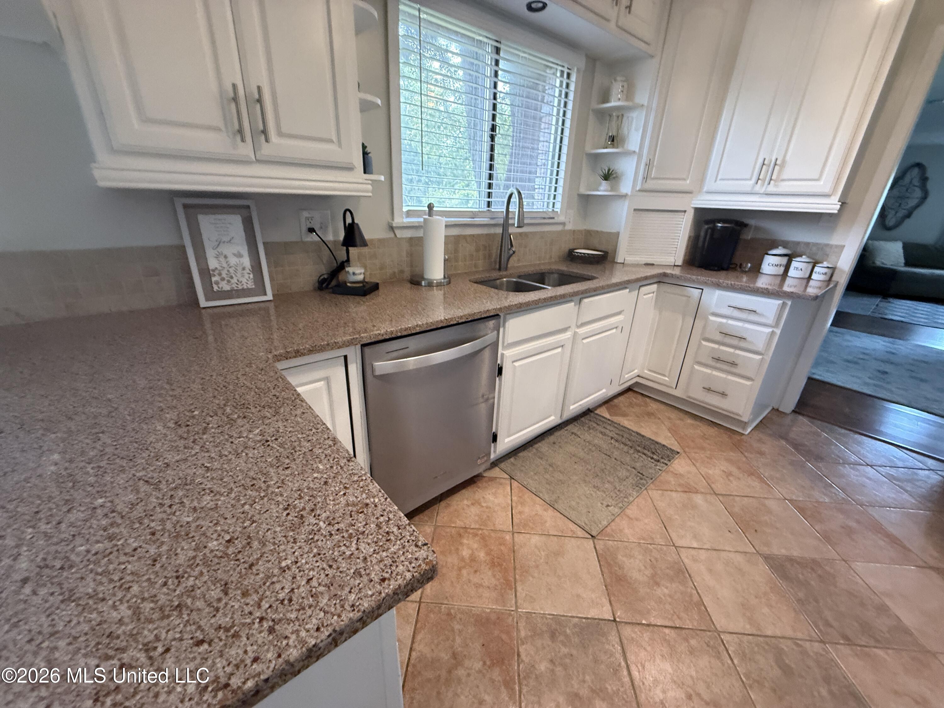 206 Boggs Circle Property Photo 8