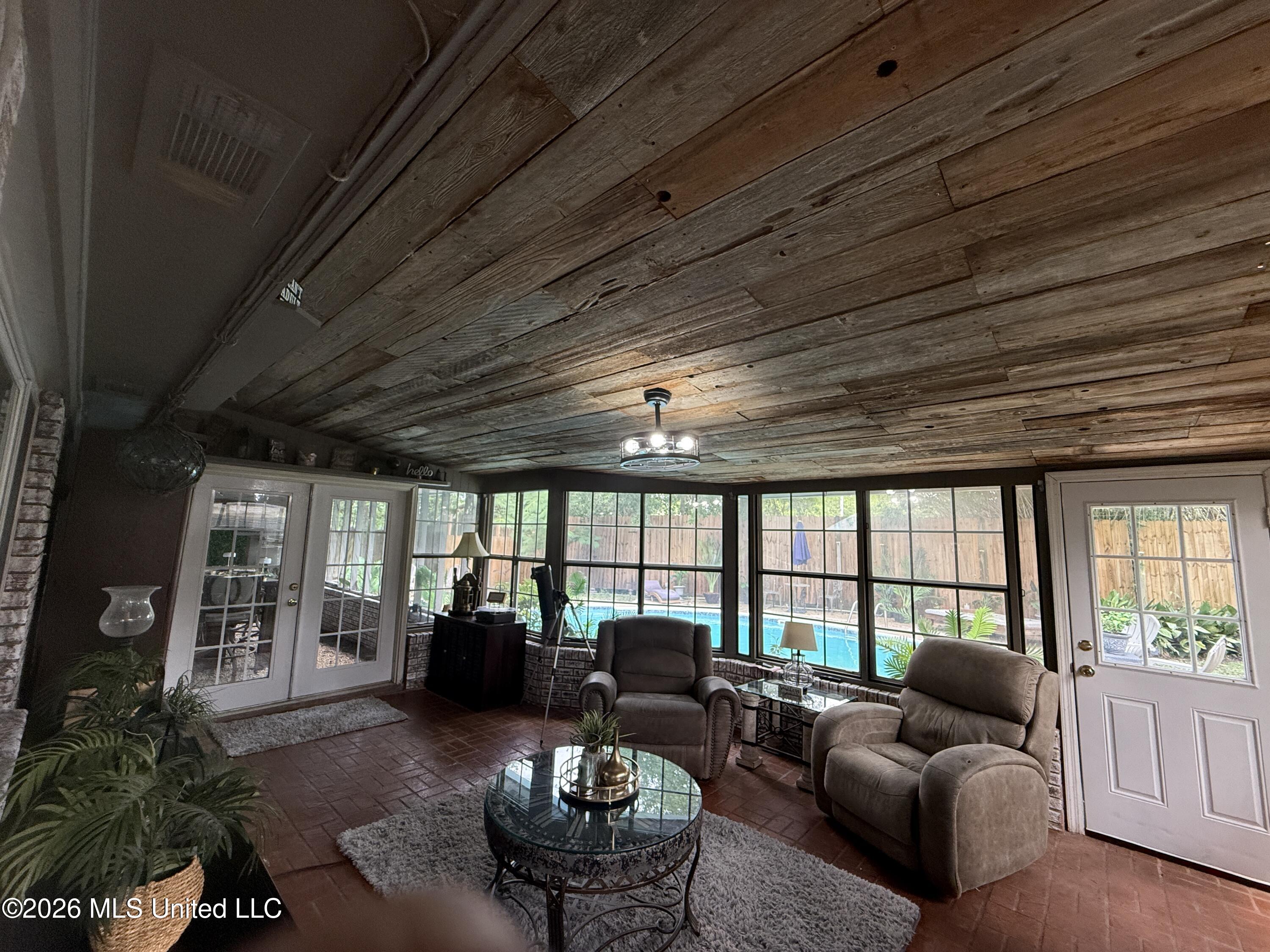 206 Boggs Circle Property Photo 27