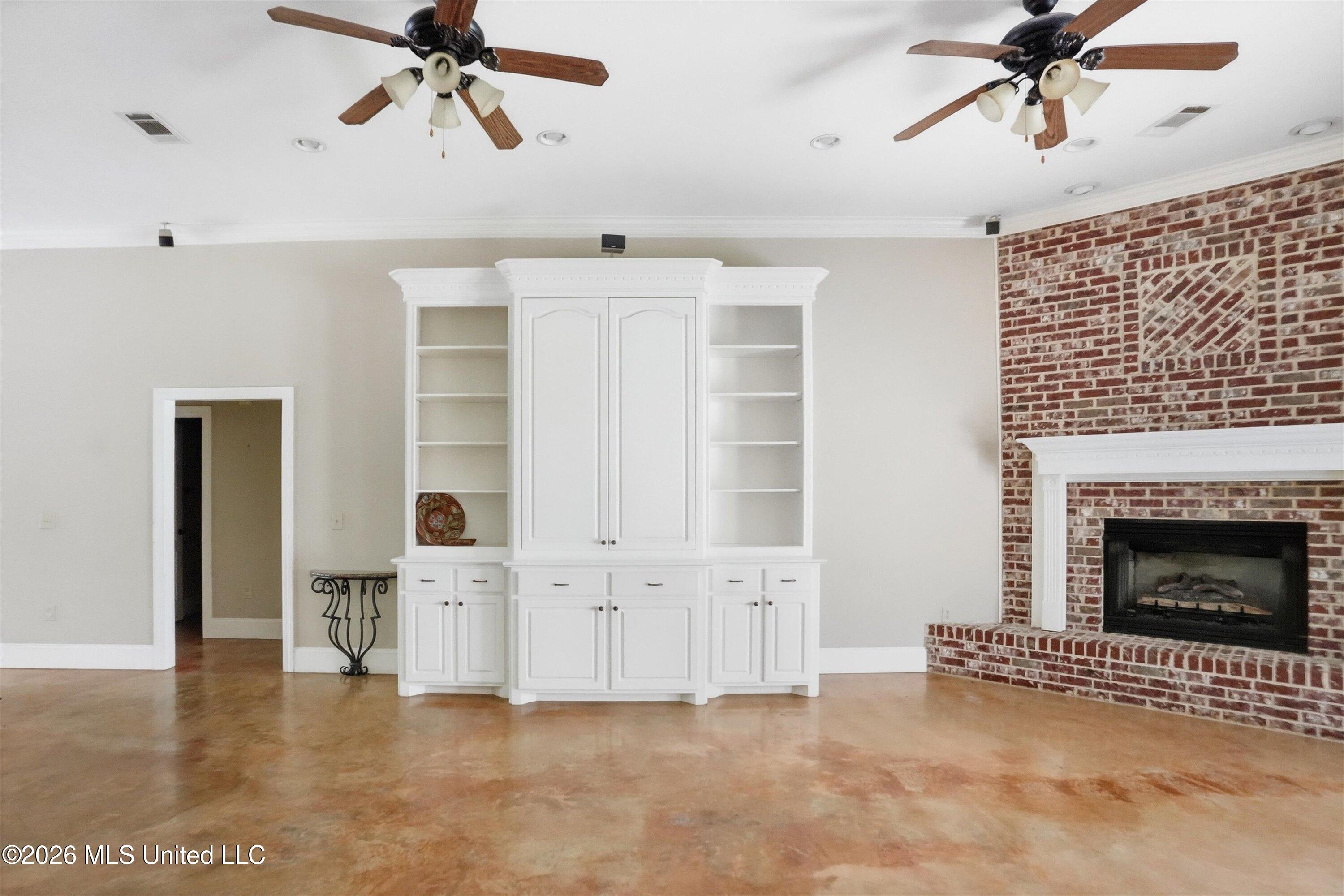 124 Pine Oak Lane Property Photo 10