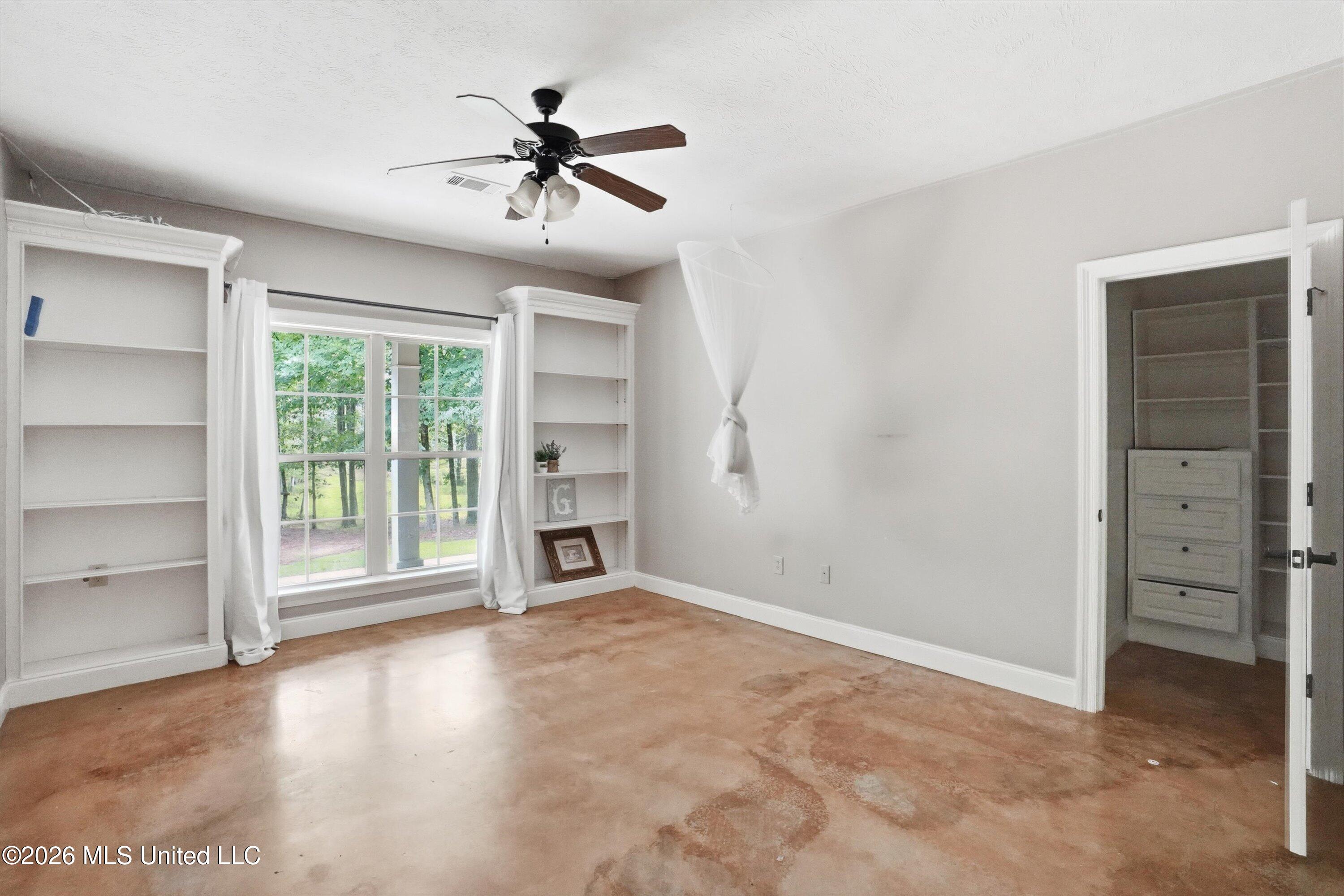 124 Pine Oak Lane Property Photo 36