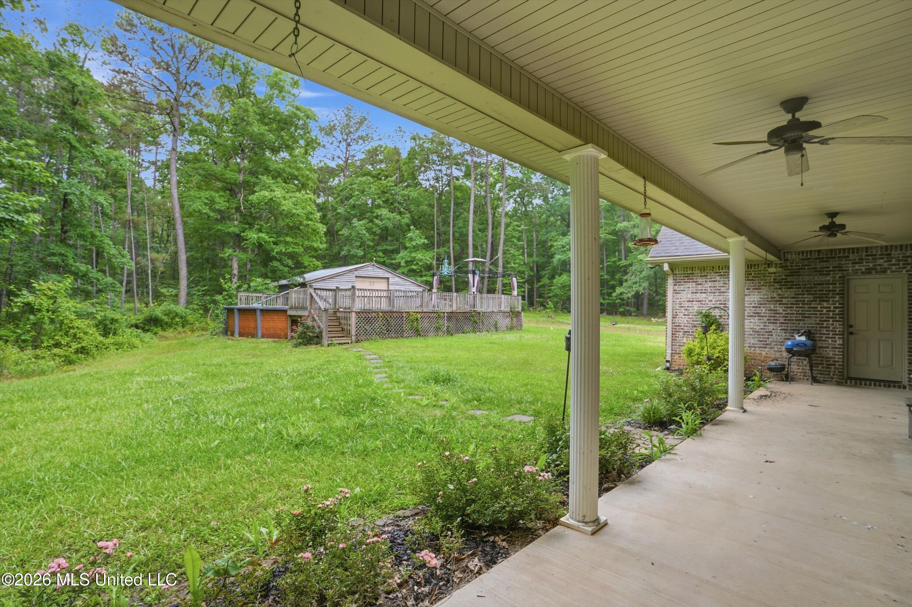 124 Pine Oak Lane Property Photo 41