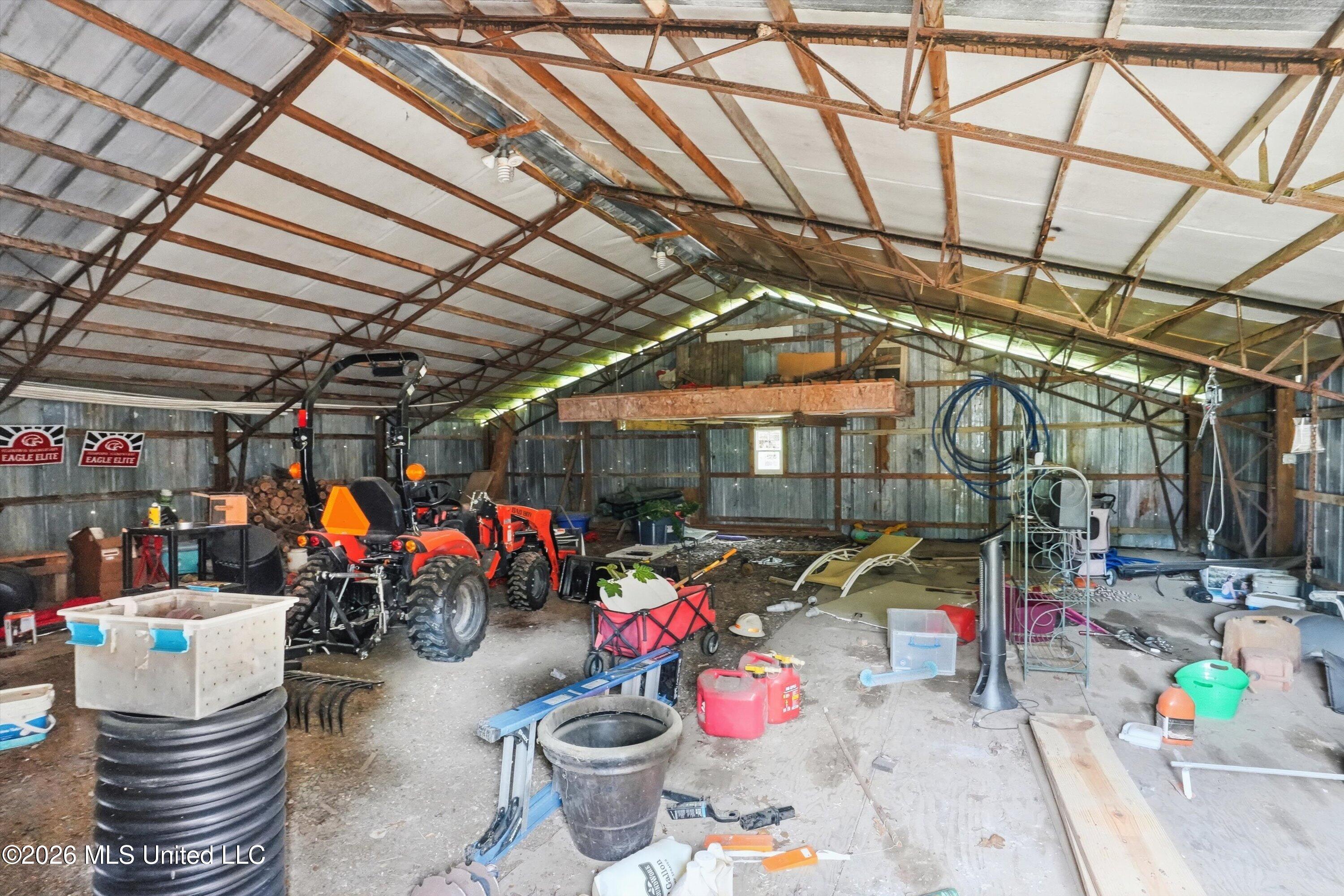 124 Pine Oak Lane Property Photo 45